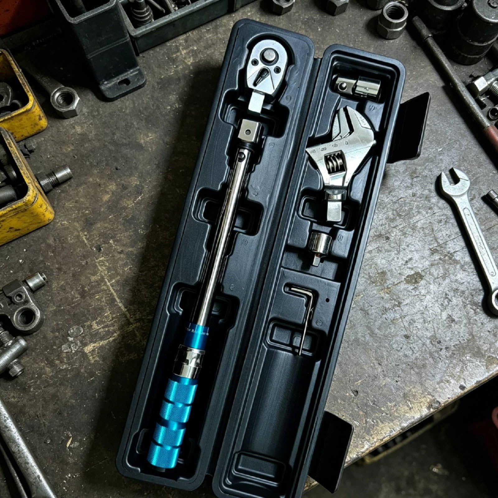 Drehmomentschlüssel Set multifunktional Ratschenschlüssel Werkzeugkasten einstellbares Drehmoment Kfz Reparaturwerkzeugsatz für Mechaniker, Heimwerker
