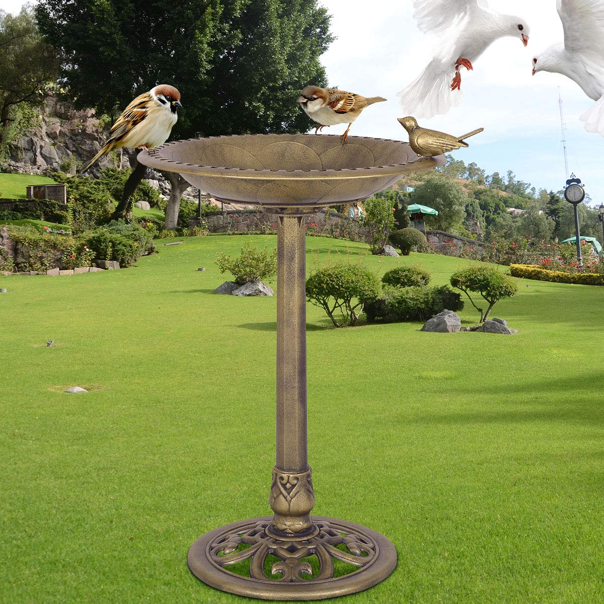 COSTWAY Vogeltränke stehend, Vogelfutterstation Retro, EIN Vogel auf Wasserschale, Futterstation Vogelfutterspender für Wildvögel, für Garten Vogelbad, Bird Feeder Futterplatz, 51 x 72 cm, Bronze