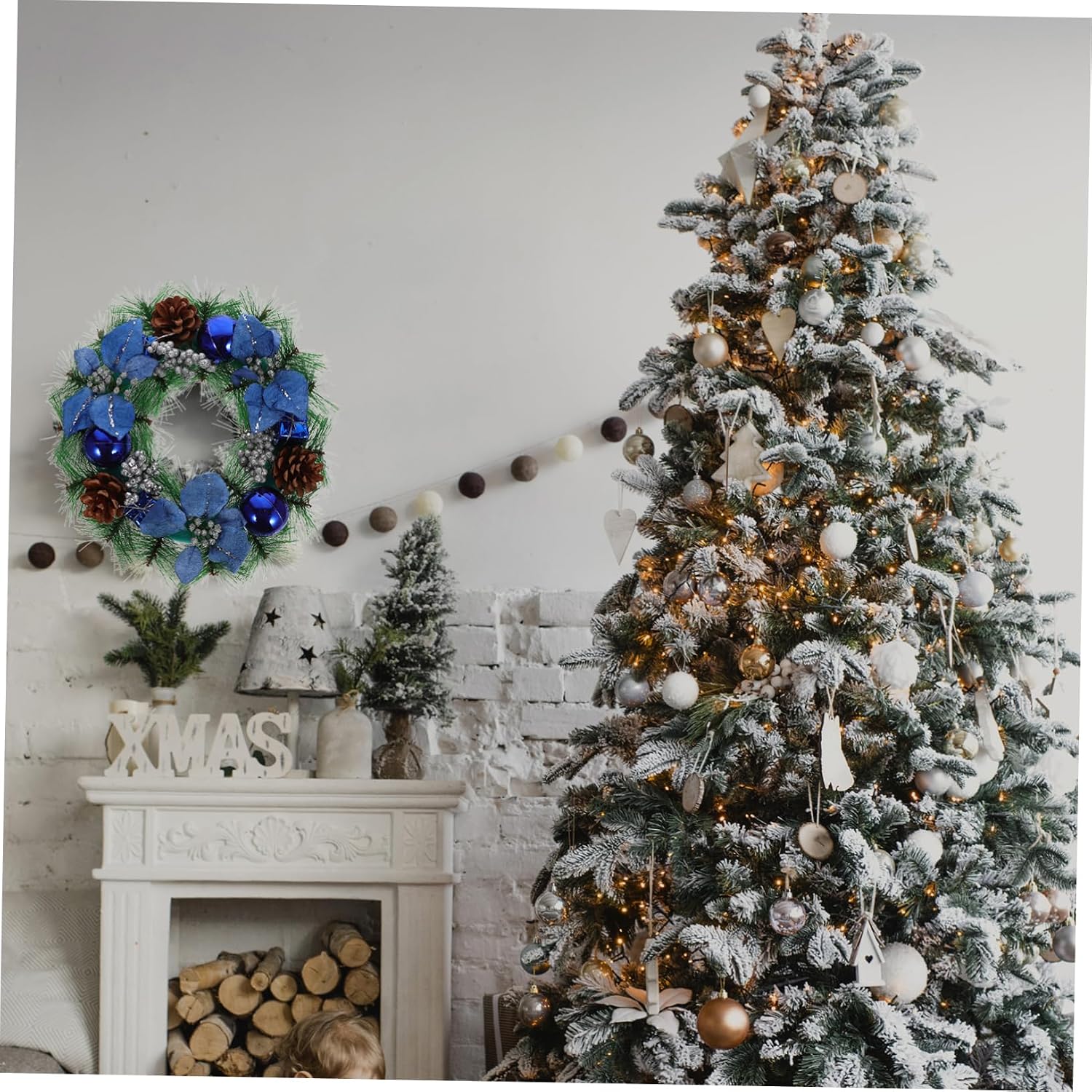 Wreath Frame for Christmas and Seasonal Decor Round Iron Wreath Rack for Flower Arranging Wire Design for Holiday Decorations