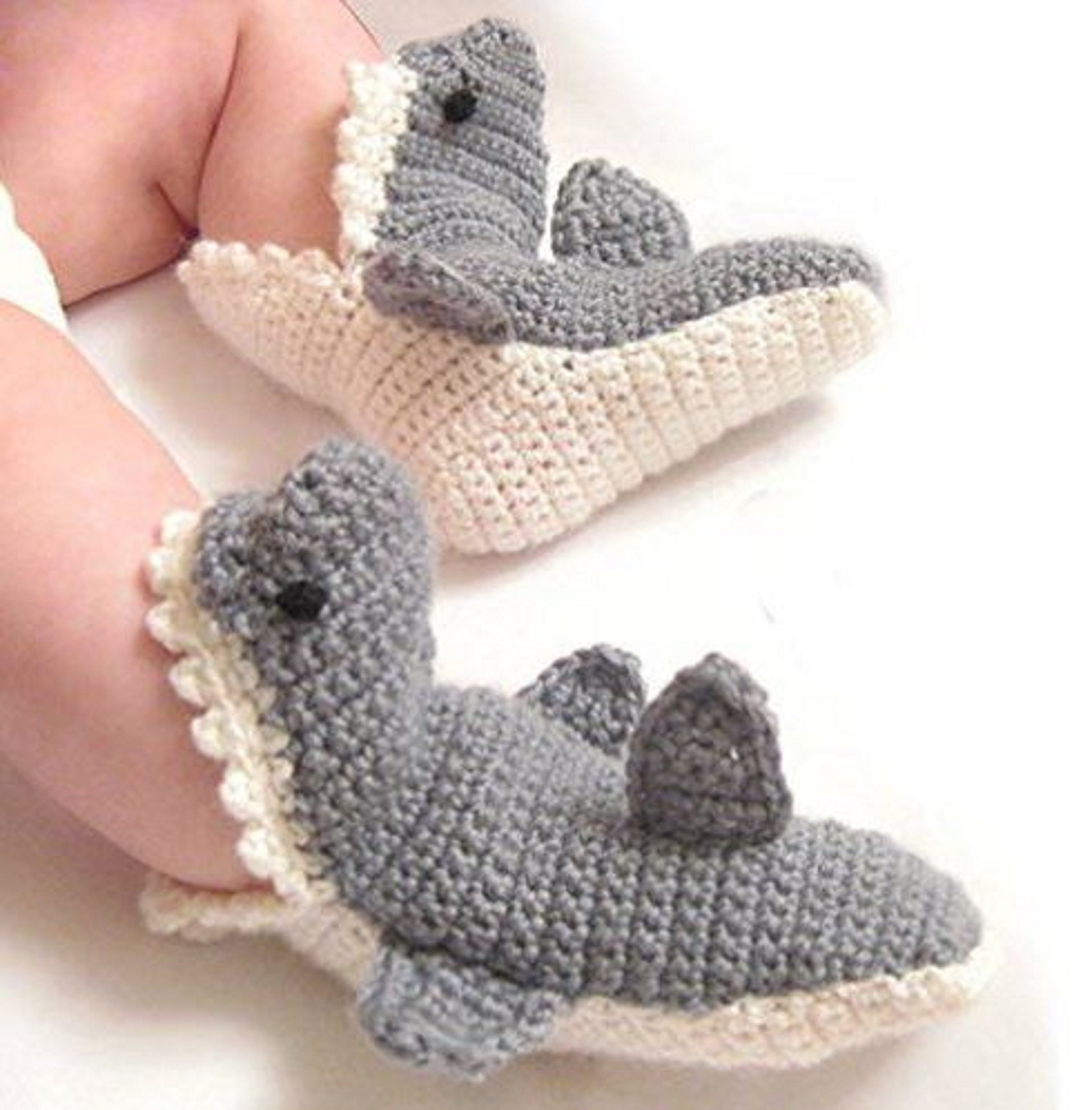 crochet-toddler-slippers-crochet-for-beginners