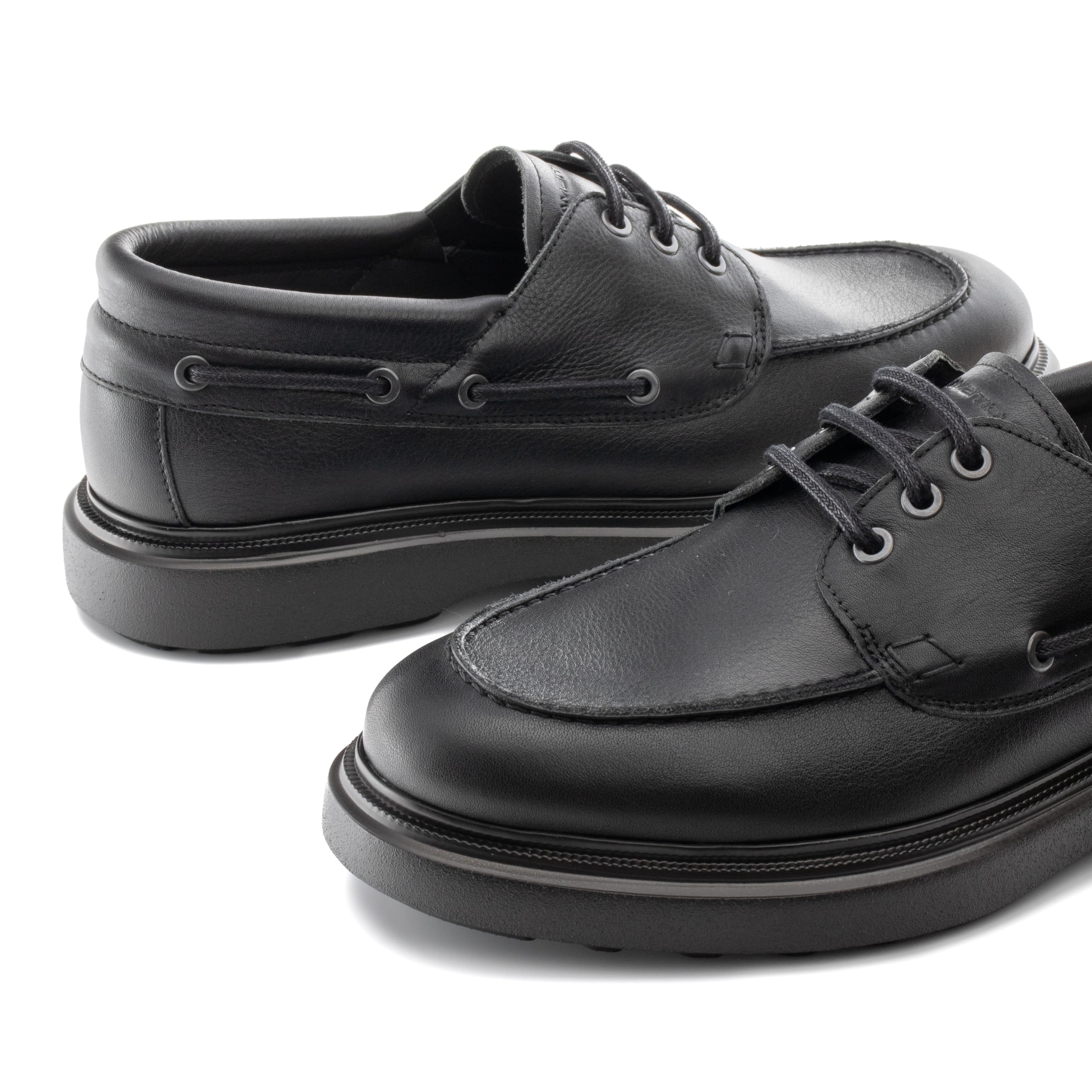 Ambitious Lorenzo Boat Shoe