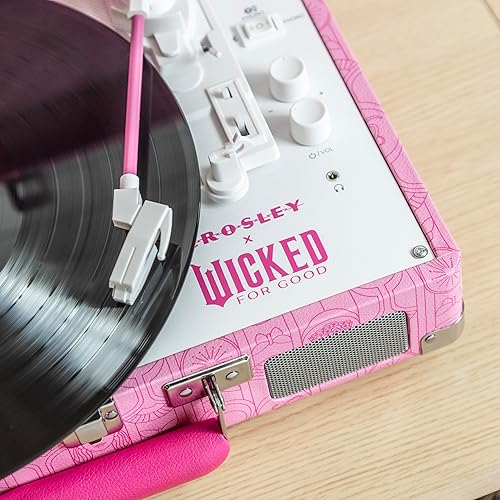 Miniatura 4 de Crosley x Wicked for Good Cruiser Plus - Tocadiscos de vinilo vintage de 3 velocidades con Bluetooth y salida con altavoces integrados, edición