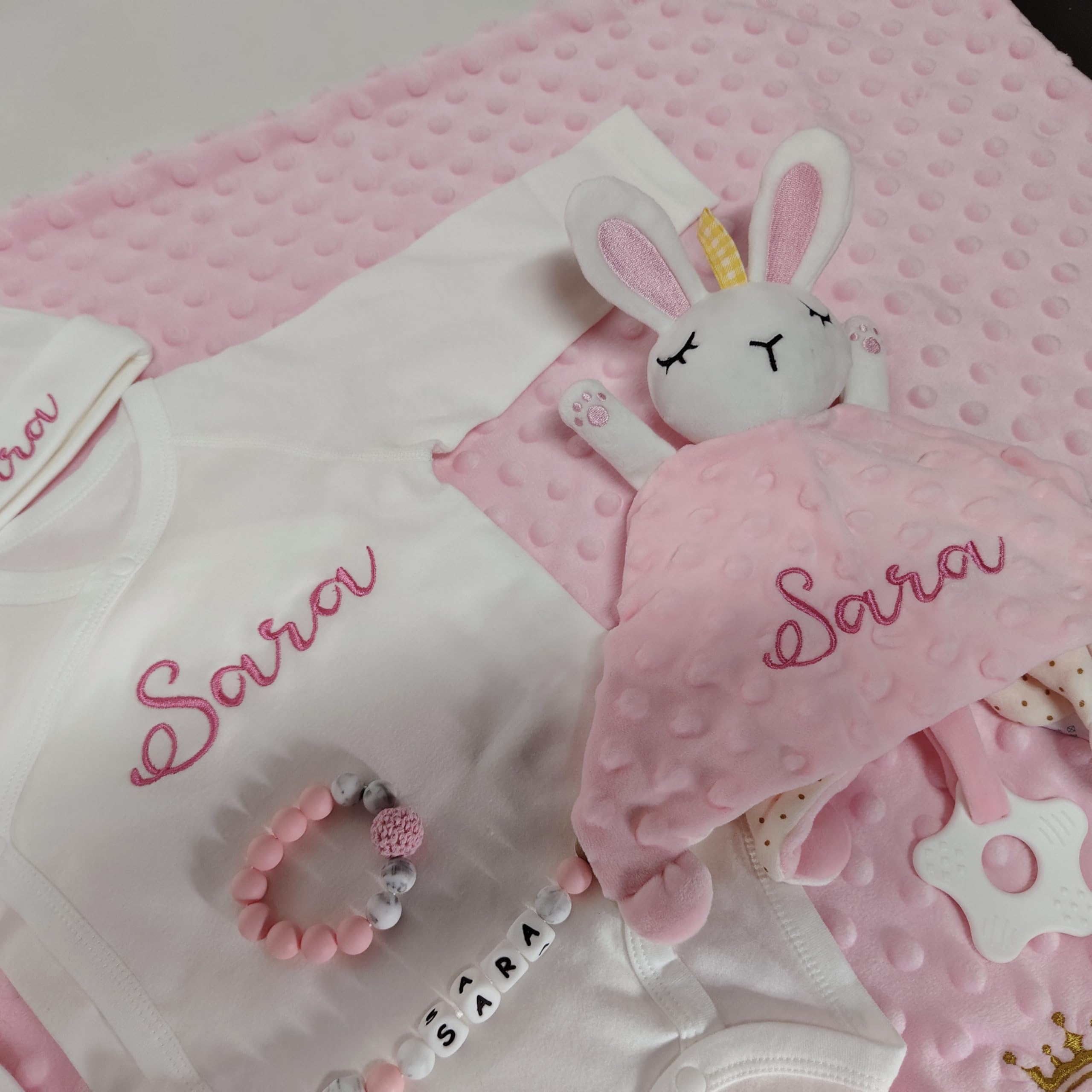 Personalized Newborn Baby Gift Sets, Customized Essential Stuff for Newborn Girl, Custom Embroidered Baby Blanket Onesie Hat Beanie Pacifier Clip Security Blanket with Name