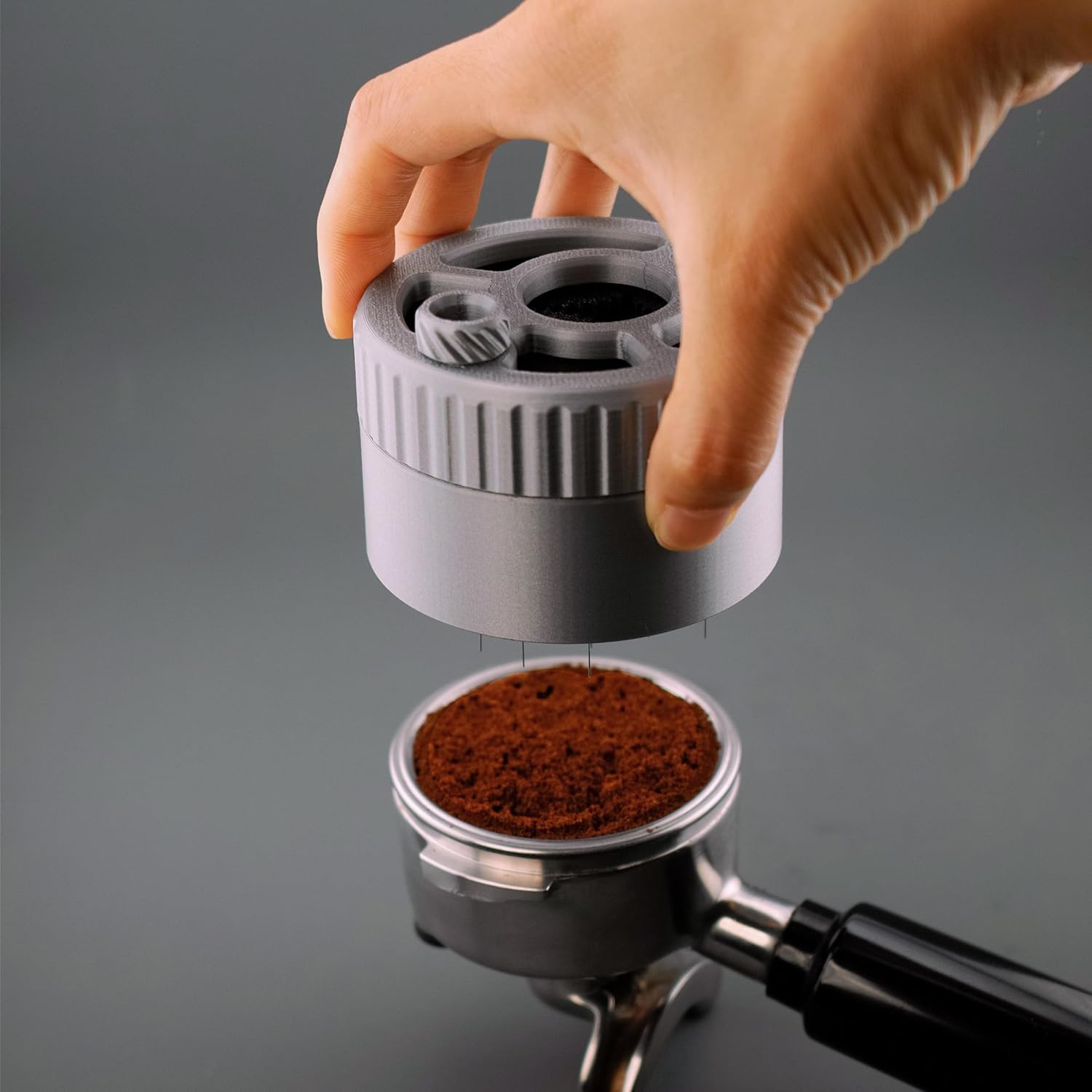 MADBALL Spirographic Planetary Gear Spinning Espresso WDT Tool, Espresso Needle Stirrer, Espresso Distribution Tool For 58/54/53/51MM Portafilter Baskets (Silver and Black, 51mm)