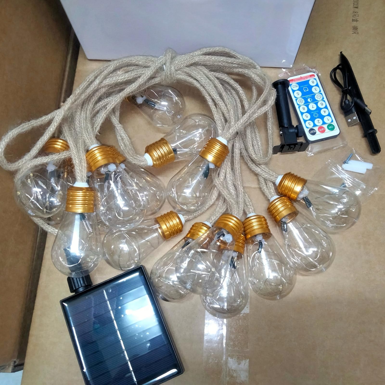 8M Guirnaldas Luces Exterior Solar con Control Remoto, con 16 LED Bombillas, Blanco Cálido, 8 Modos/Impermeables/Regulable/Sincronización, Cadena de Luce para Jardines Terraza, Fiestas, Bodas