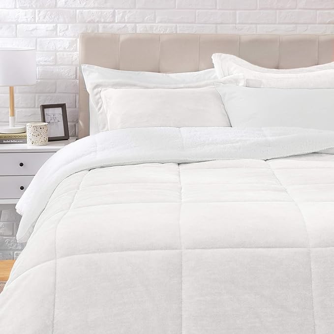 Amazon Basics Ultra-Soft Micromink Sherpa Comforter Bed Set, Cream, King