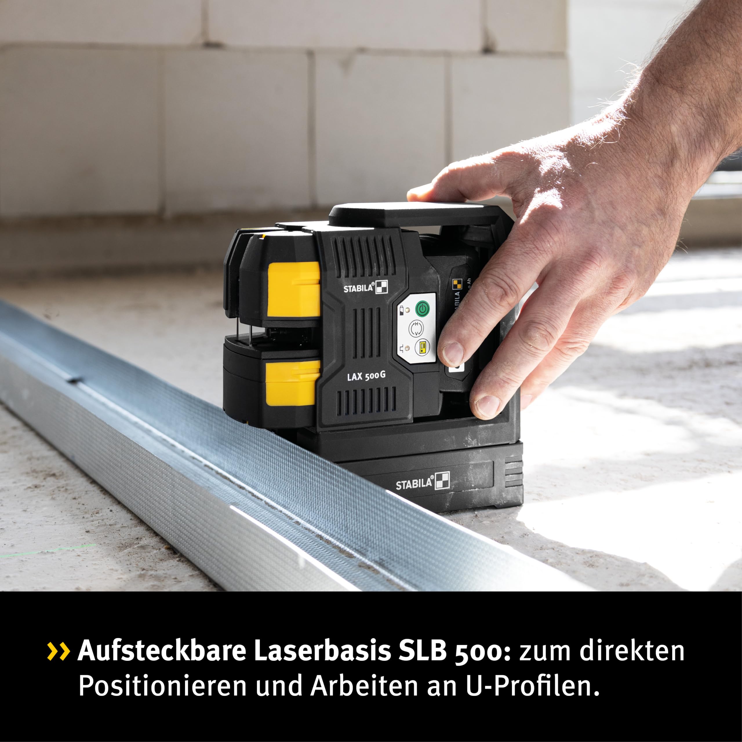 STABILA LAX 500G Cross Line Laser Green 12V Sistema autonivelante con puntos de plomada Alcance máximo 40m Batería CAS y cargador CAS (EU), base láser, montaje en pared, placa objetivo, estuche de
