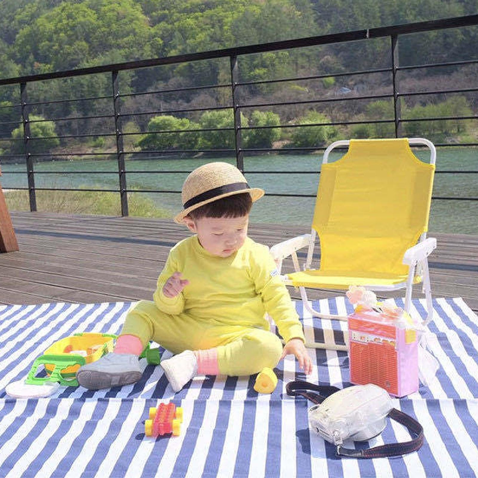 CHICIRIS Silla de Playa Plegable para Niños con Sombrilla, Parasol Ajustable, Silla Portátil Plegable para Exteriores para Acampar y Picnics (Yellow)
