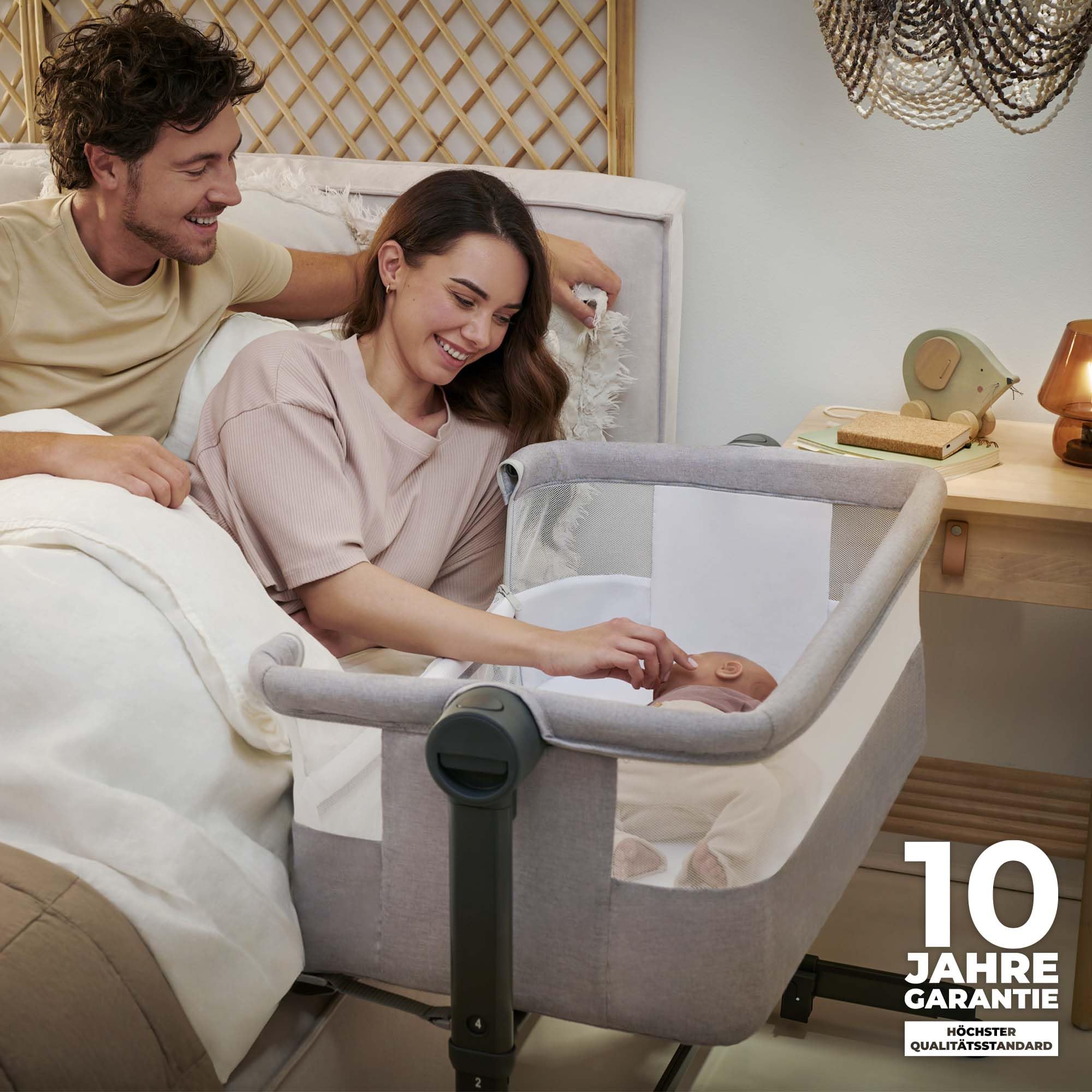 Kinderkraft NESTEE UP 2 Beistellbett 2 in 1, Kinderreisebett mit Matratze Laken, 5-stufige Matratzenhöhenverstellung, 4 Rädern mit Bremse, Weichen Material, Leichte Konstruktion, Beige
