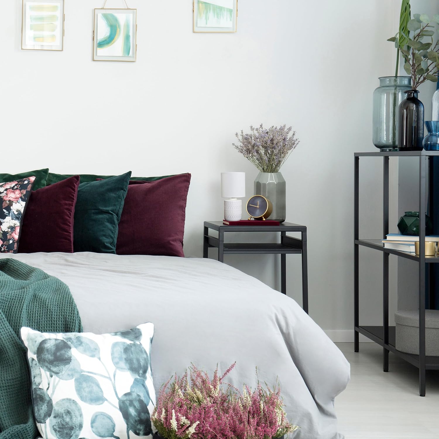 Simple Designs LT1167-OFF 10" Chic Glow Mini Floral Patterned Ceramic Table Lamp, Monochromatic Drum Shade, Bedroom, Office, Living Room, Kids Room, Modern Home Décor, Off White