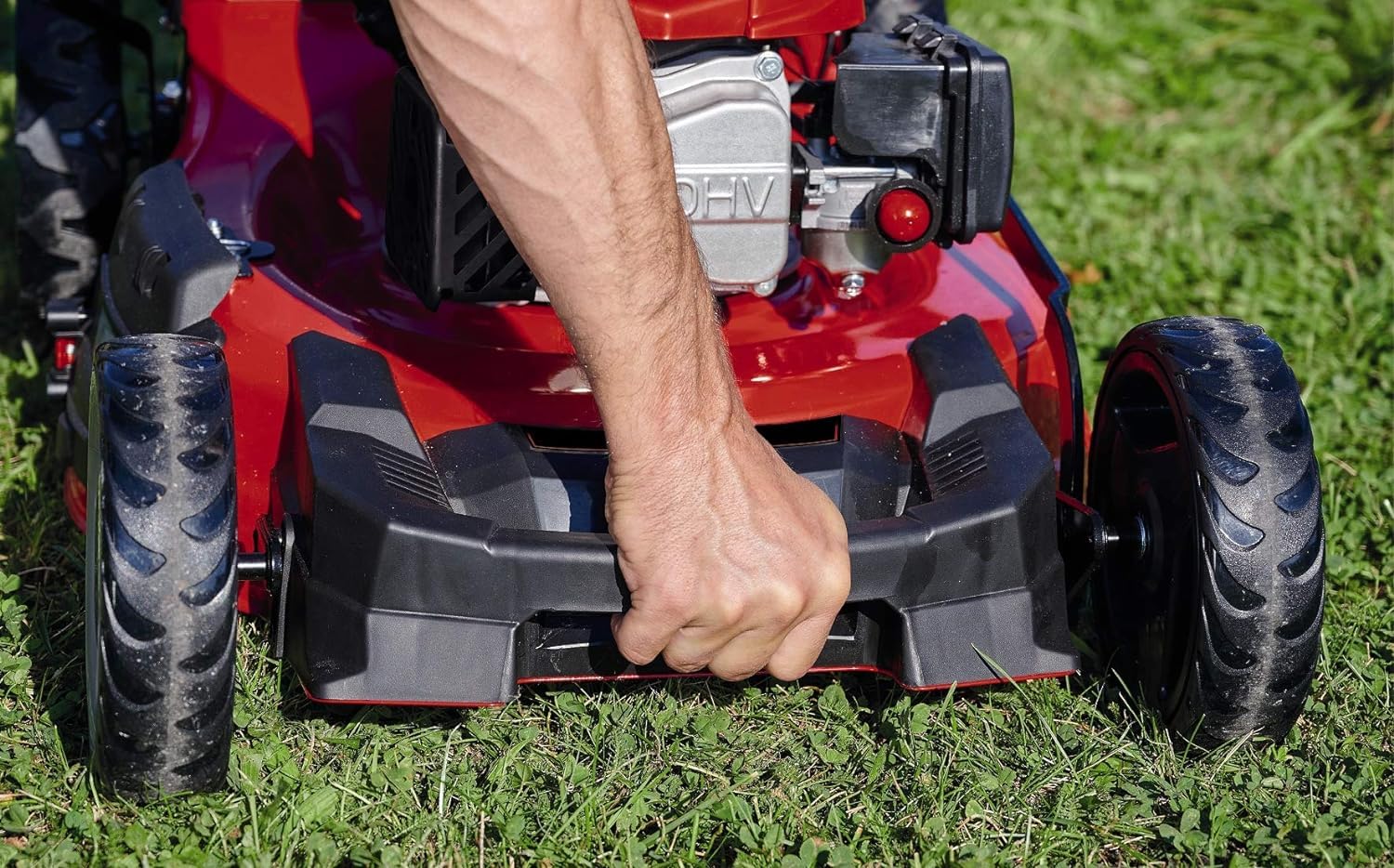 Einhell Benzin-Rasenmäher GC-PM 51/3 S HW (2.7 KW, 4-Takt-Motor, 51 cm Schnittbreite, bis zu 1800 m², abschaltbarer Hinterradantrieb, 6-stufige zentrale Schnitthöhenverstellung, Grasfangsack 70 L)