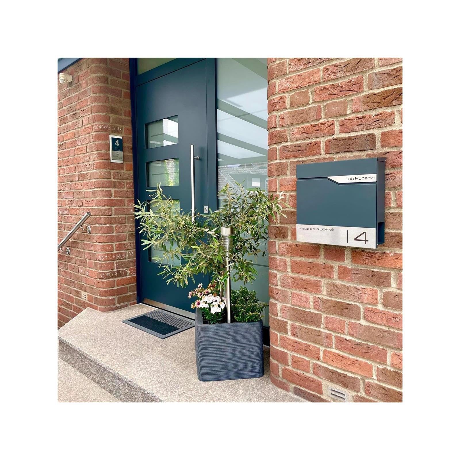 Metzler Boîte aux Lettres Murale avec Porte-nom, Design Moderne avec Compartiment à journaux Anthracite RAL 7016, Personnalisable avec Plaque Nominative en Acier Inoxydable V2A | Modèle Siebert…