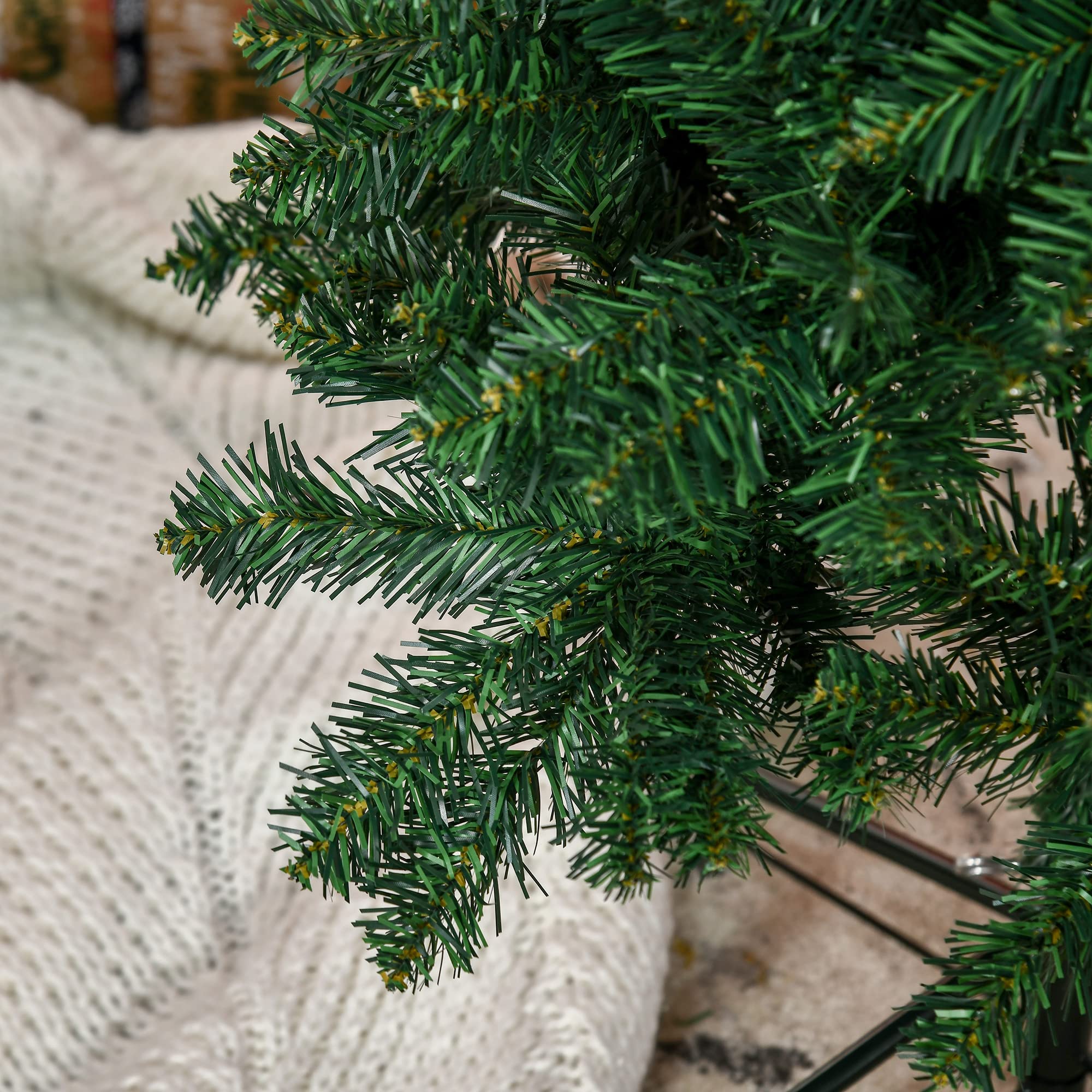 HOMCOM Albero di Natale Slim Artificiale 210 cm con Rami Realistici, Albero di Natale Alto e Stretto con Base Pieghevole, Verde