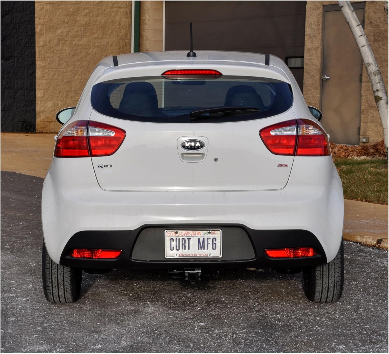 Curt 11094 Class 1 Trailer Hitch 1-1/4in Receiver for Select Hyundai Accent Kia Rio