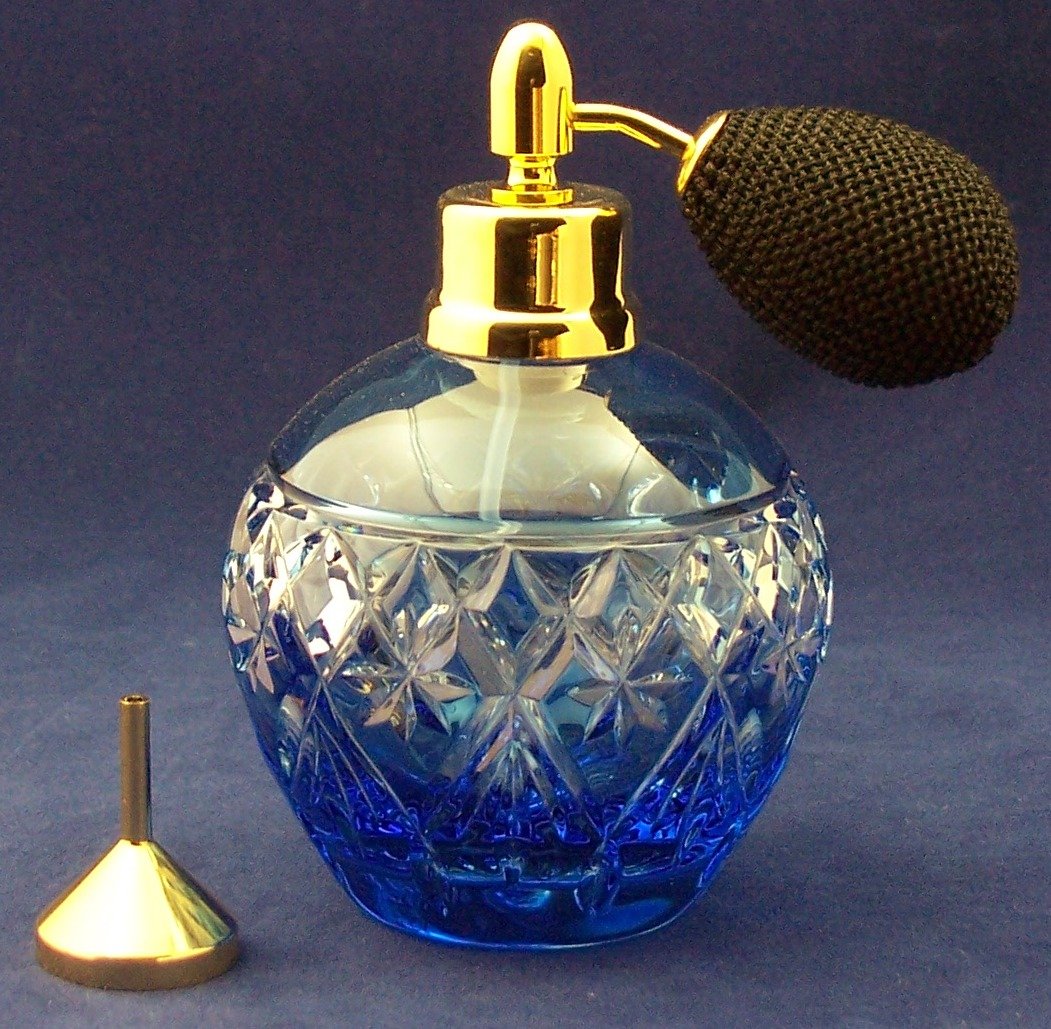 Pulverizador de borlas de plomo en cristal azul claro überfang y borla negra