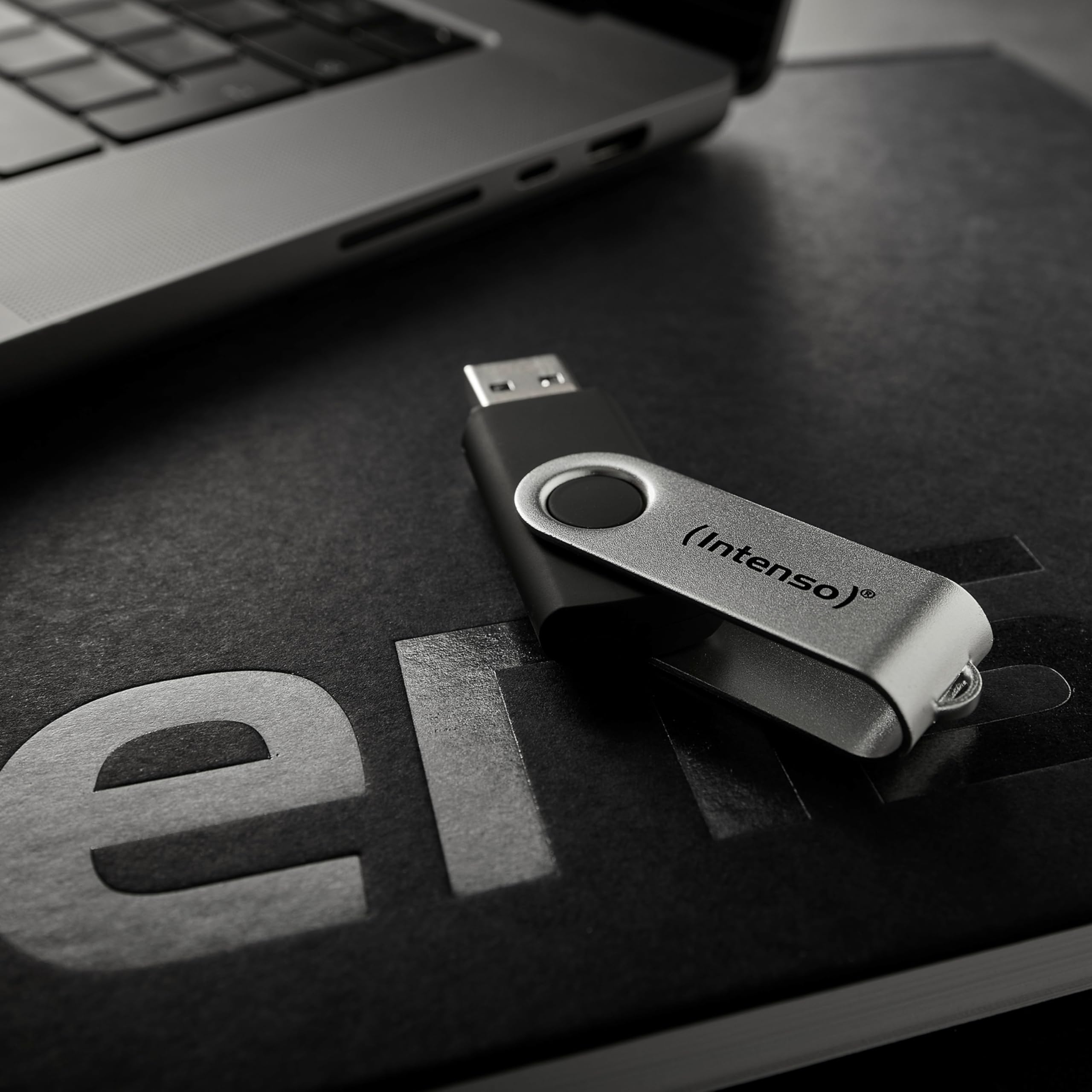 Intenso Office Line USB Stick da 256 GB, Super Speed USB-A 3.2, fino a 70 MB/s, robusto alloggiamento in metallo, argento e nero: Amazon.de: computer e accessori