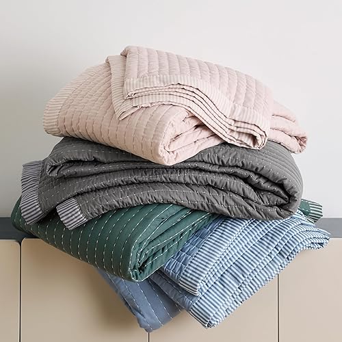 Miniatura 7 de Bedsure Colcha rosa tamaño Queen  Juego de ropa de cama ligero y suave para todas las estaciones, juego de edredón con patrón de pana, 3 piezas, 1