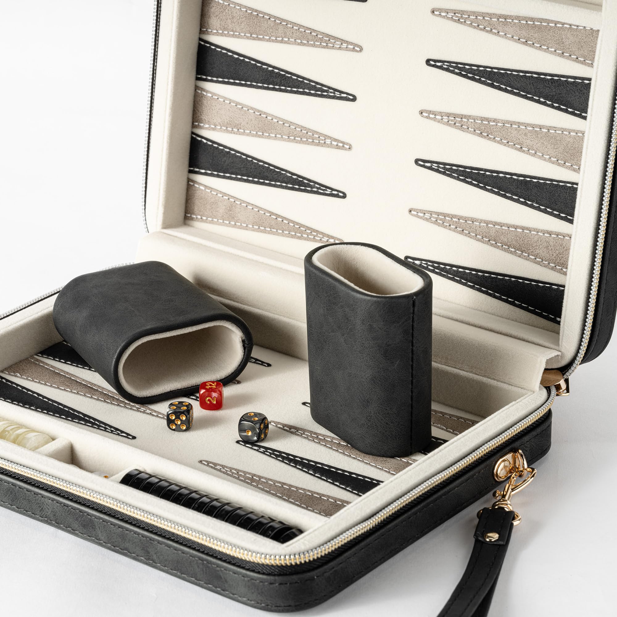 Paris-Louxor foldable backgammon game - Red | Hermès USA Paris-Louxor foldable backgammon game - Red | Hermès USA