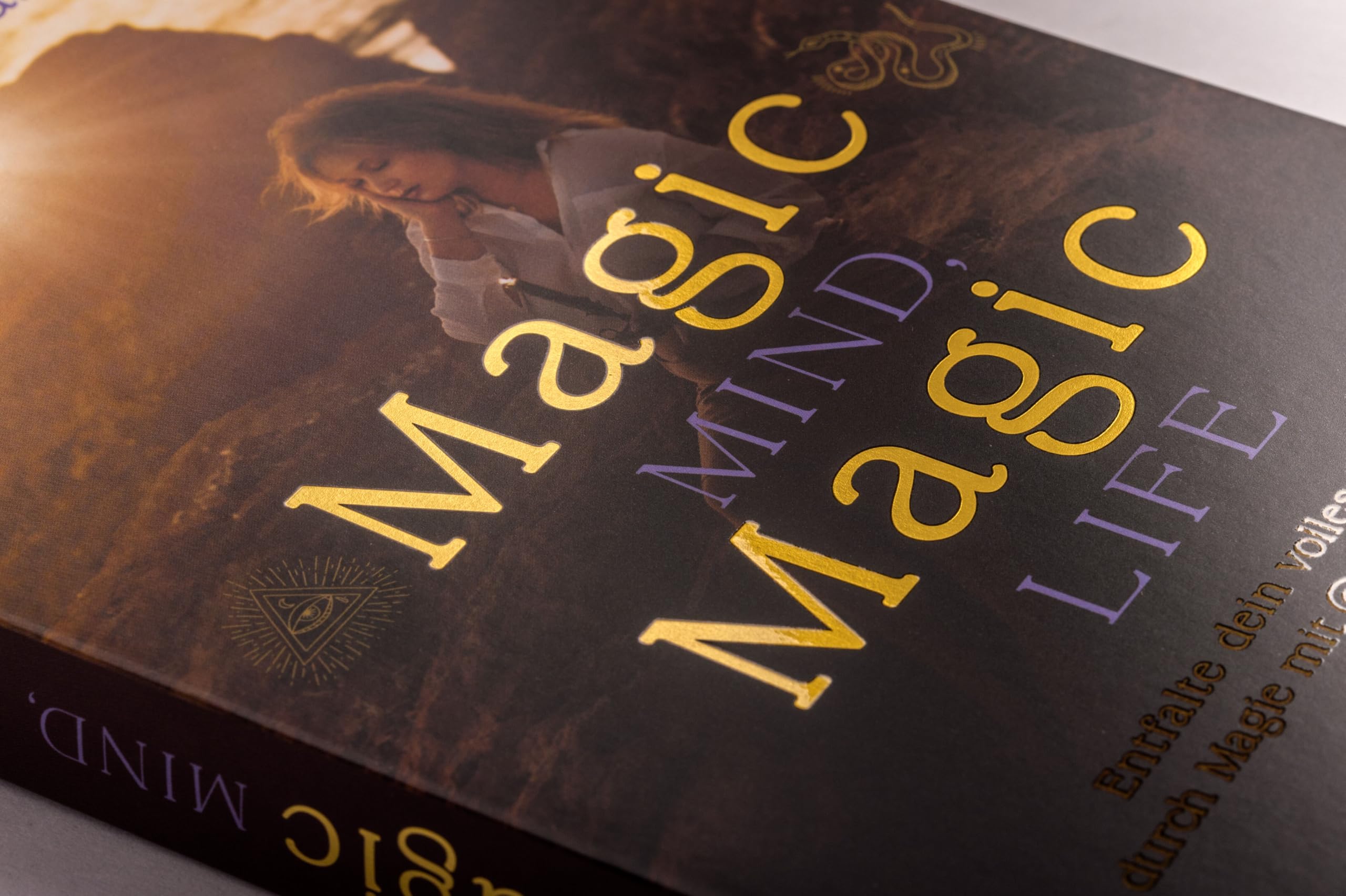 Magic Mind, Magic Life: Entfalte dein volles Potenzial durch Magie mit @witchtimewithanna - SPIEGEL Bestseller
