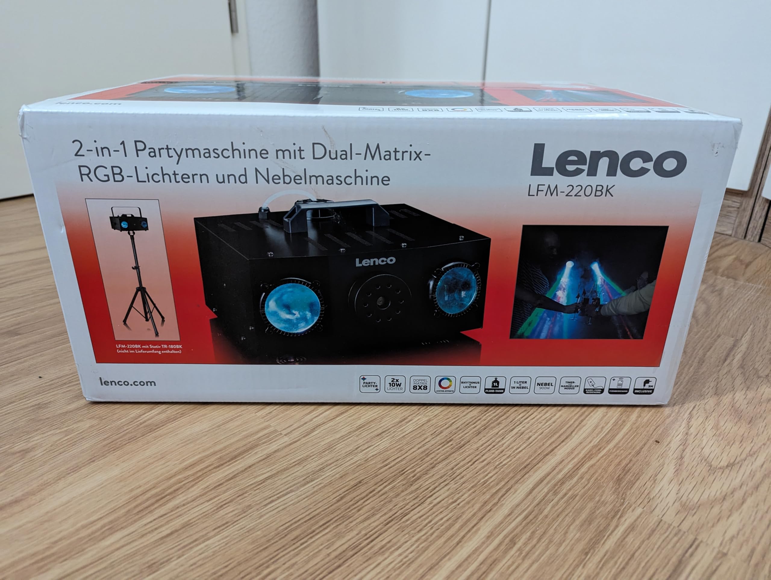 Lenco LFM-220BK - Duale Matrix RGB Party-LED-Lichter - mit Nebelmaschine - integrierte Lichtshowprogramme - 1 Liter Fassungsvermögen für Nebelflüssigkeit - Nebel-Timer - schwarz