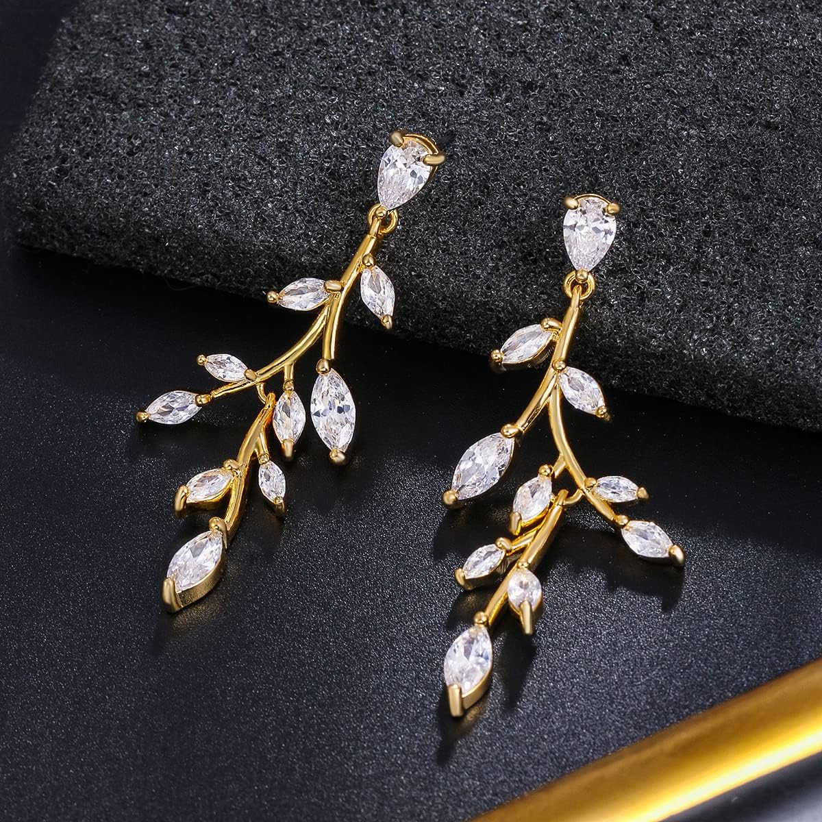 WeimanJewelry Women Marquise Cut Cubic Zirconia Leaf Bridal Y-Necklace and Dangling Earring Jewelry Set for Wedding (Gold style 2) - Image 6