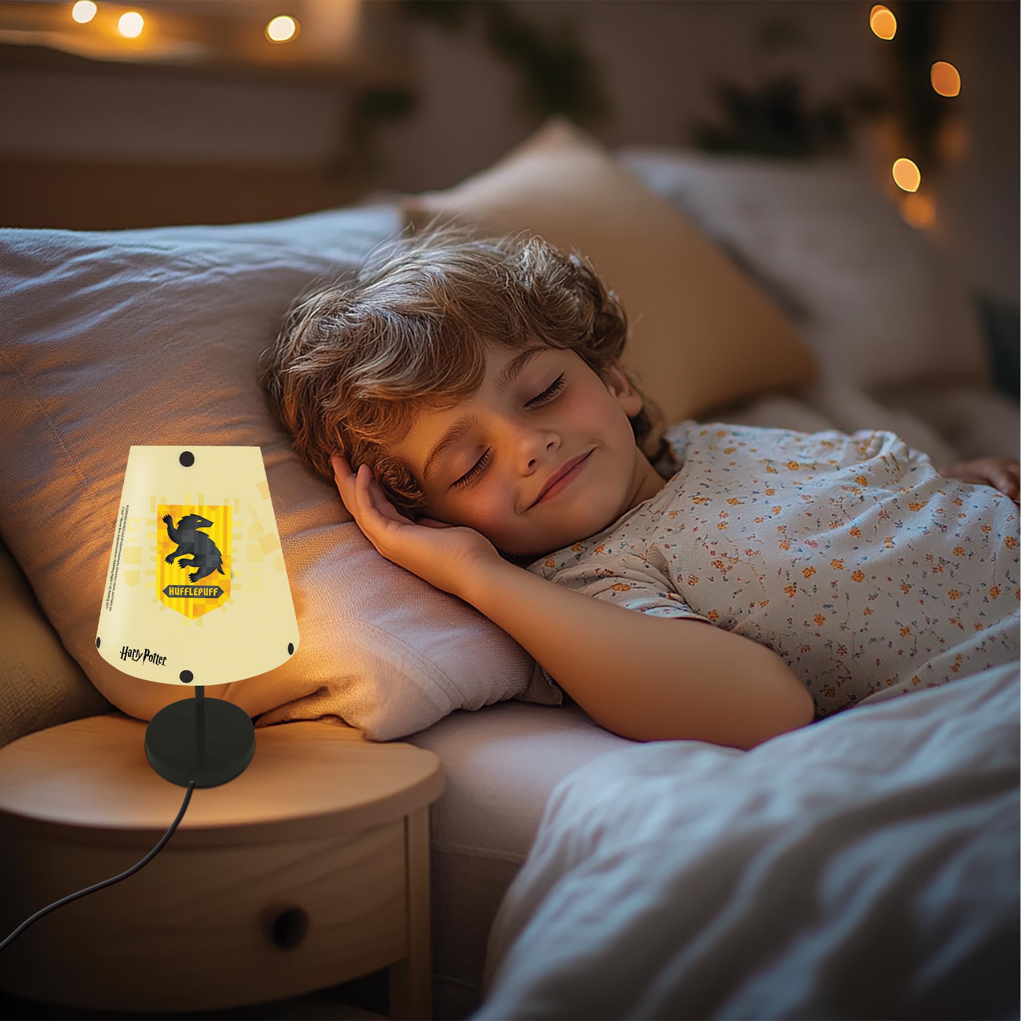 Lexibook, Harry Potter, Nachttischlampe, Kinder-Schlafzimmerlampe mit Lampenschirm, farbige Dekorationsleuchte Harry Potter, LT010HP