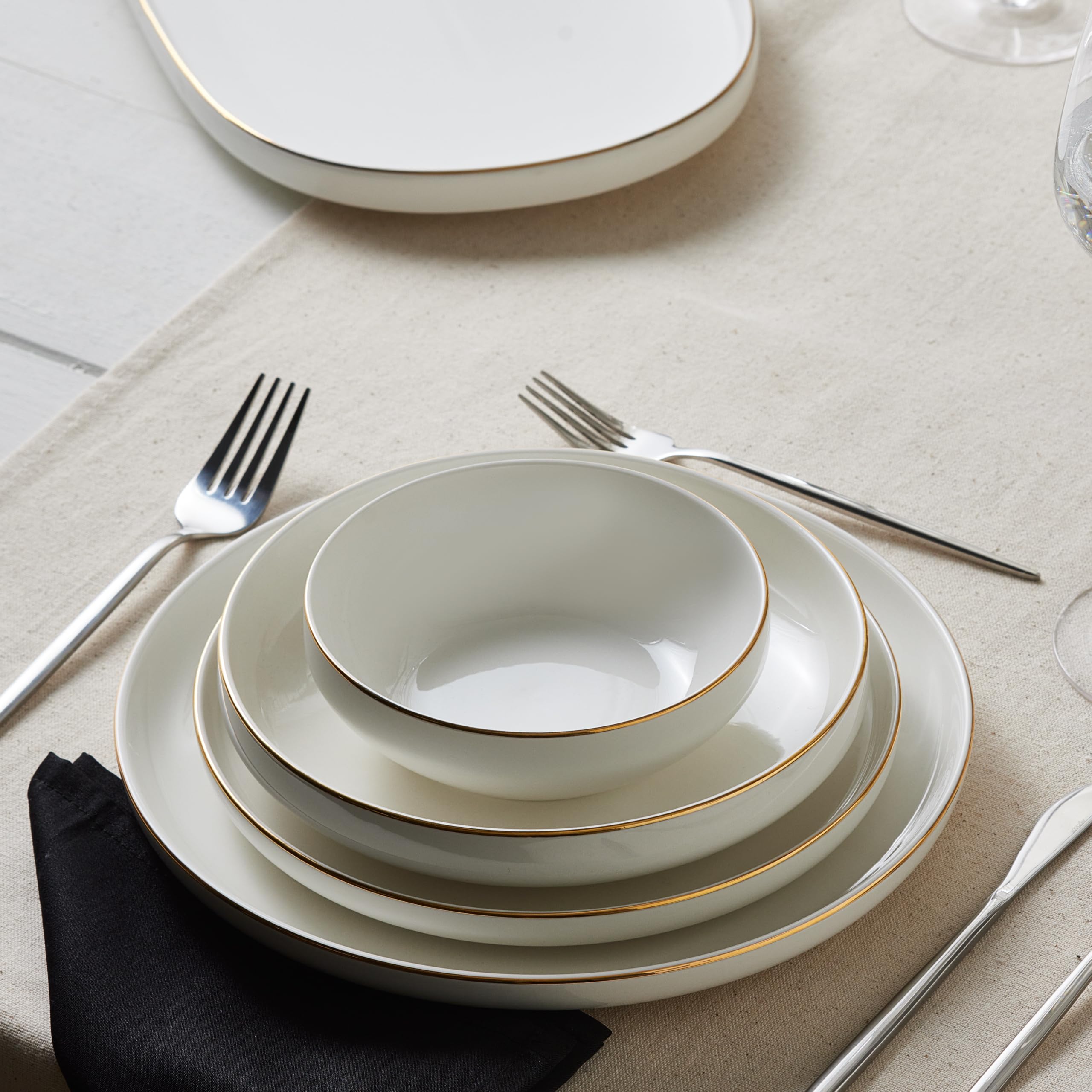Karaca Streamline Saturn Tableware Set for 4 People, 19-Piece - Stylish Tableware for Your Kitchen and Dining Room