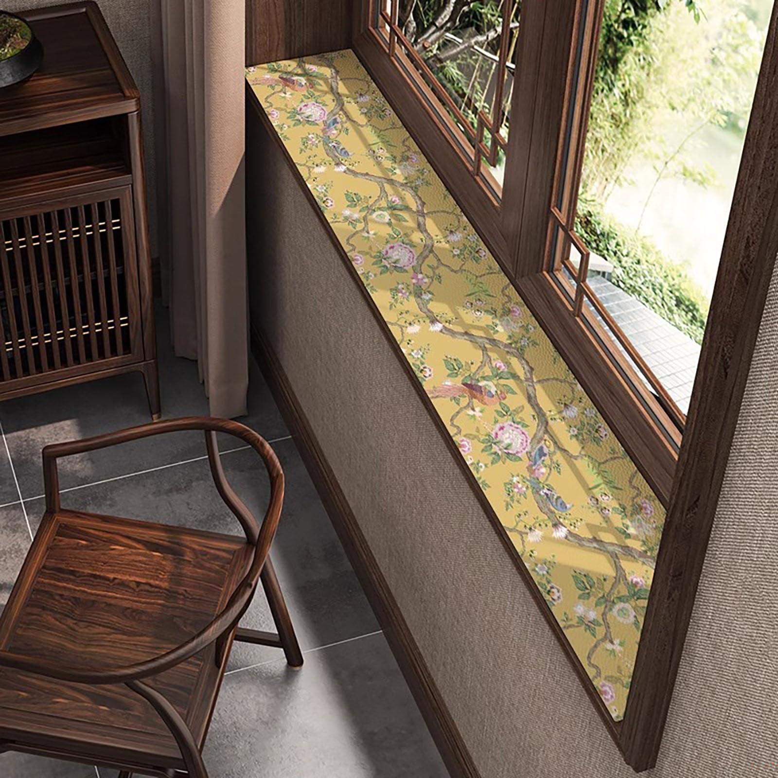 Tapis de rebord de fenêtre fleuri pour sublimer le coin lecture de votre baie vitrée