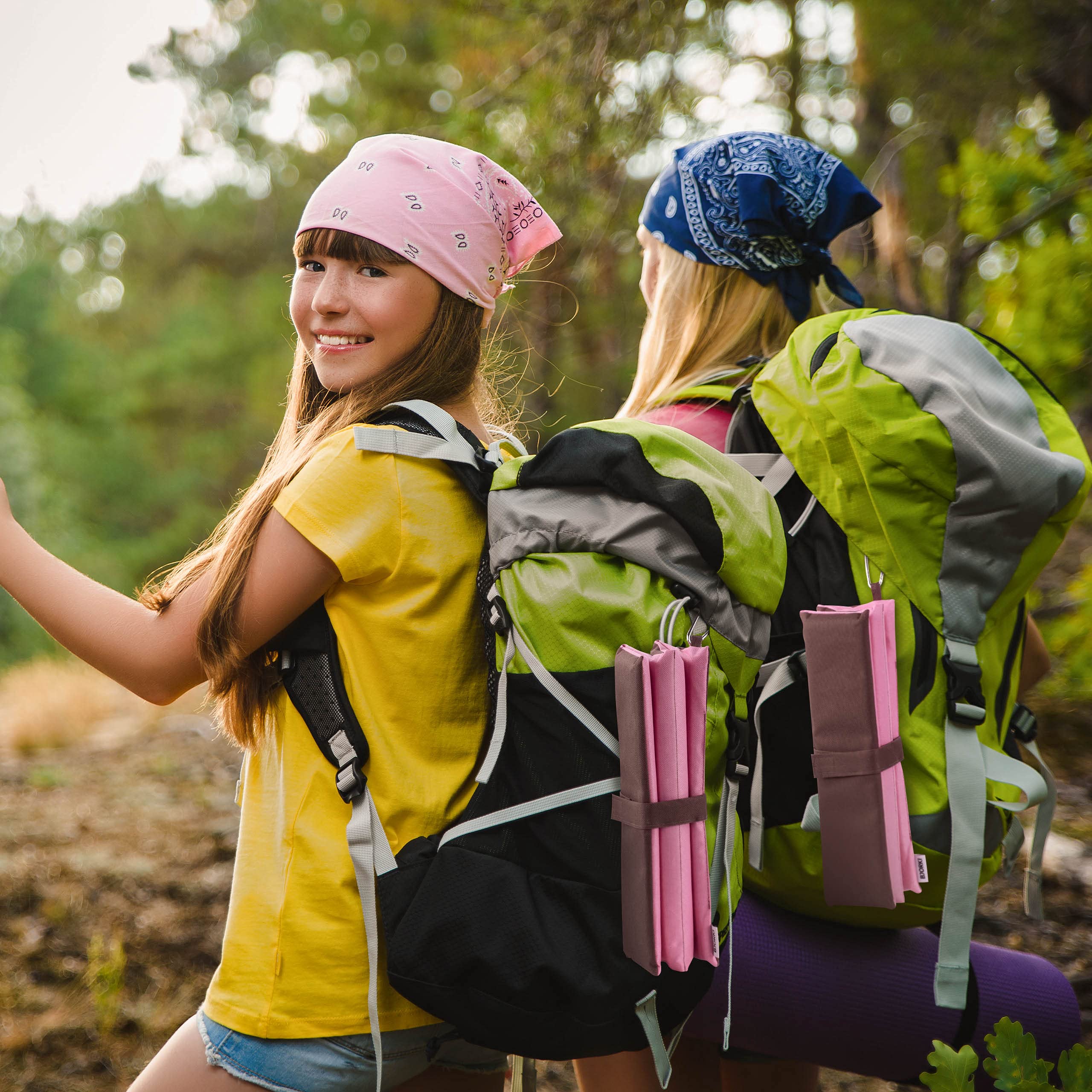 BJORKI® Cuscino da seduta per bambini – Cuscino per seduta da esterno pieghevole con protezione ottimale dal freddo e dall'umidità – Robusto tappetino per seduta da esterno – Il cuscino termico per