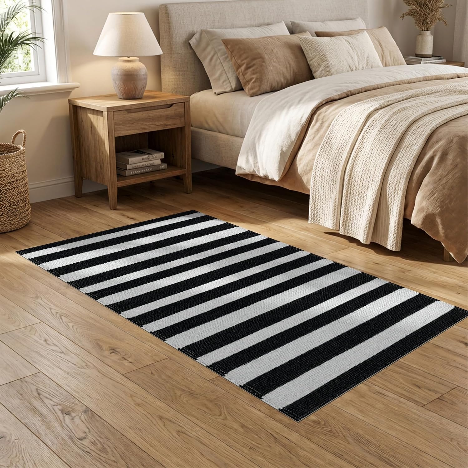 5'x7' washable modern stripe area rug, black non-shedding pet friendly carpet easy care kids safe mat for small living room, playroom, bedroom | ref:2229665 black/pattern 2 5' x 7' (rectangular) flatwoven rug only (low pile)