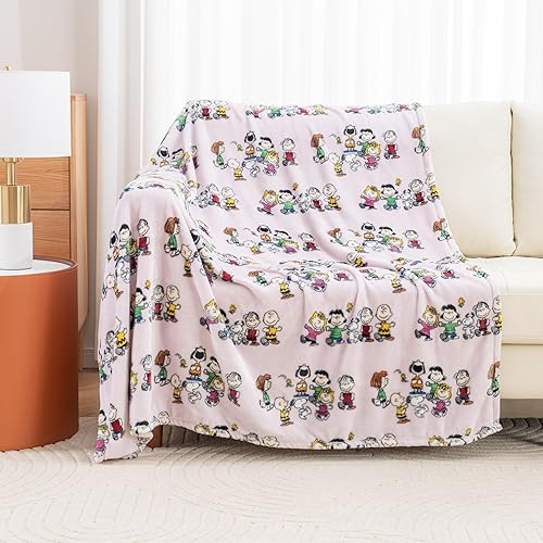Miniatura 2 de Berkshire Blanket Peanuts VelvetLoft - Manta de felpa de Snoopy con bonito personaje, maní que ríe, color lila, manta de 55 x 70 pulgadas (producto