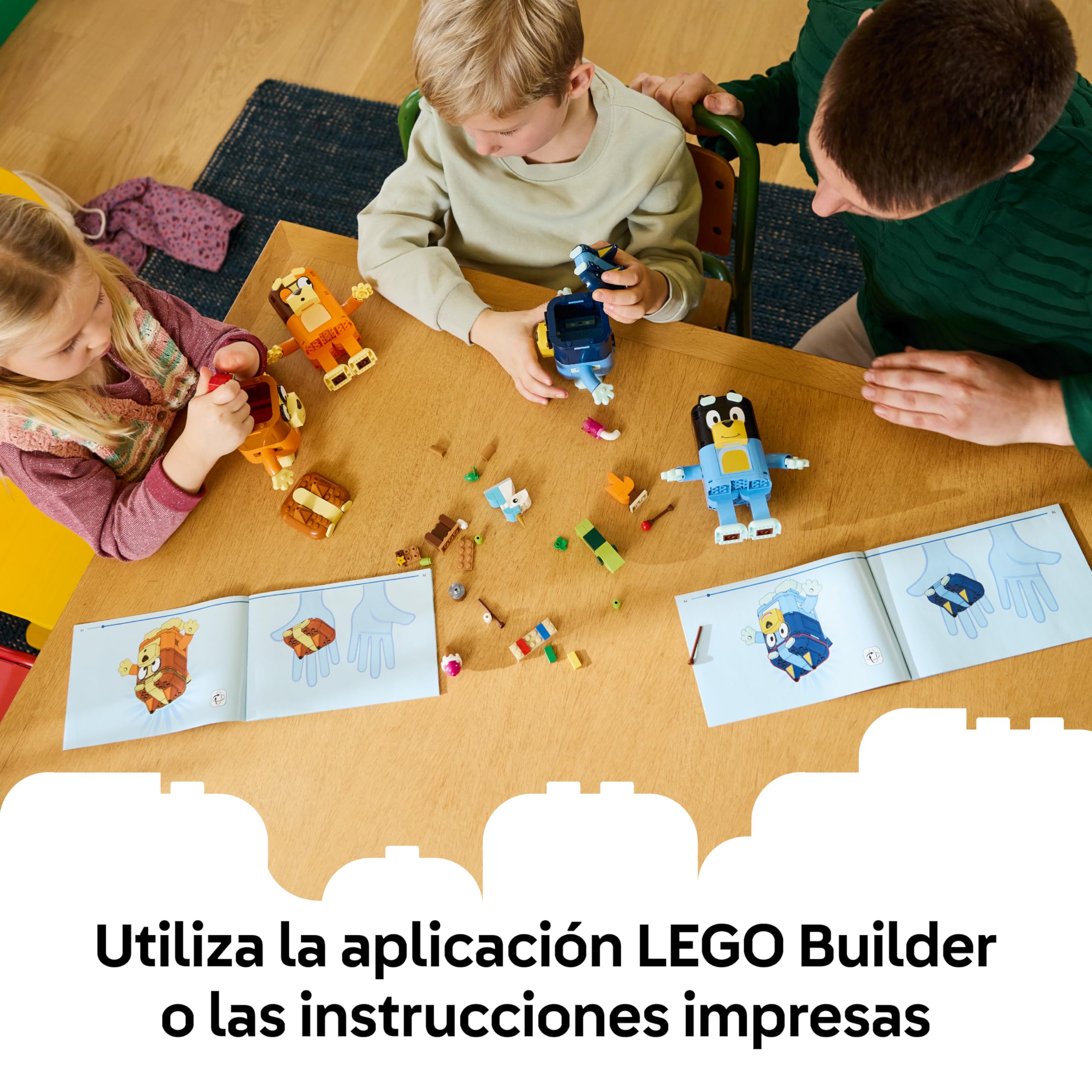 LEGO Bluey Familia de Bluey para Construir – Juego Educativo con 4 Figuras con Expresiones Que Cambian y Accesorios – Juguete Montessori – Regalo de Cumpleaños para Niñas y Niños de 5+ Años – 11217
