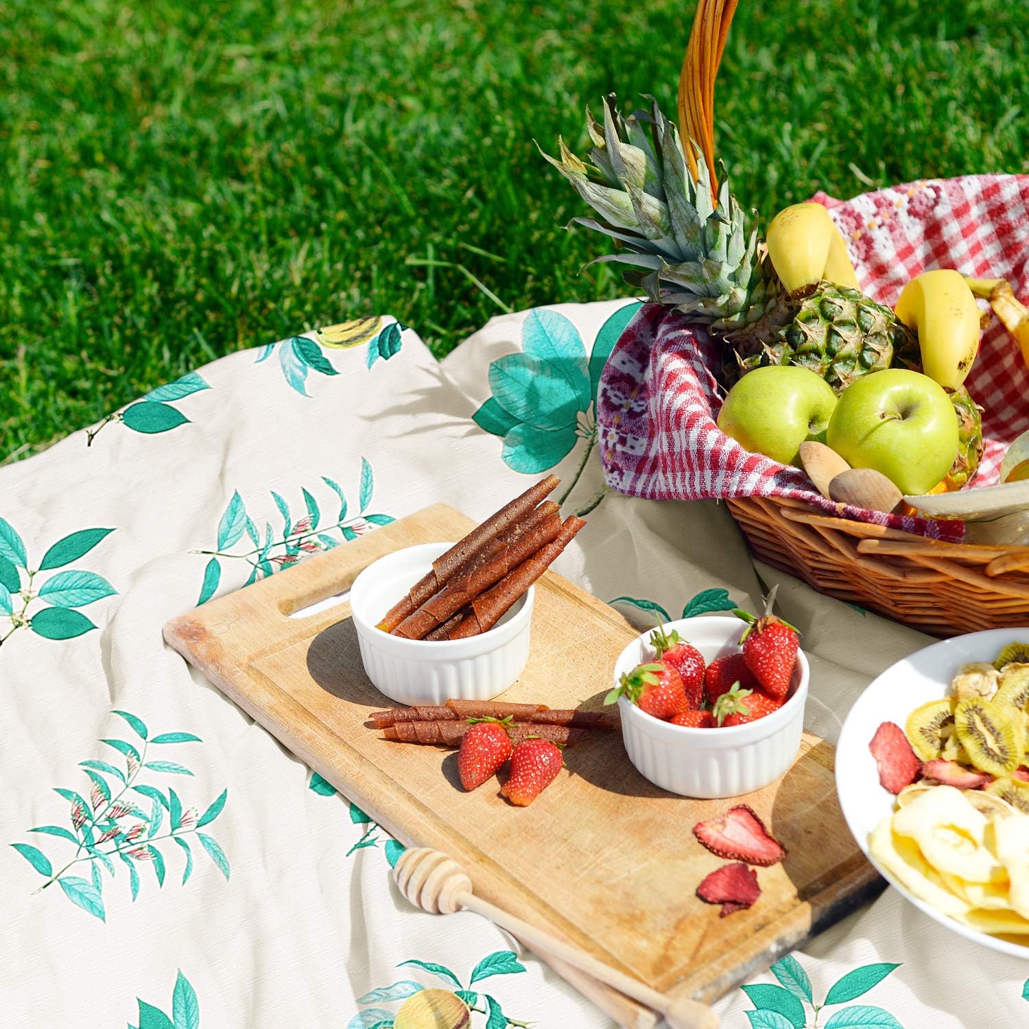 HOUSE DAY PVC Table Cloth Water-Proof Oil-Proof Spill-Proof Rectangle Tablecloth Wipeable Table Cover for Outdoor and Indoor Use (54 x 108 Inch, Lemon Bliss)