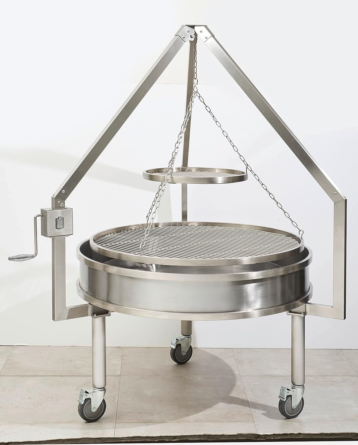 METRO Professional Barbecue a carbone rotondo, acciaio inox, facile da pulire e da spostare, con ruote e freni, griglia di cottura regolabile in altezza, griglia riscaldante, uso allaperto, argento