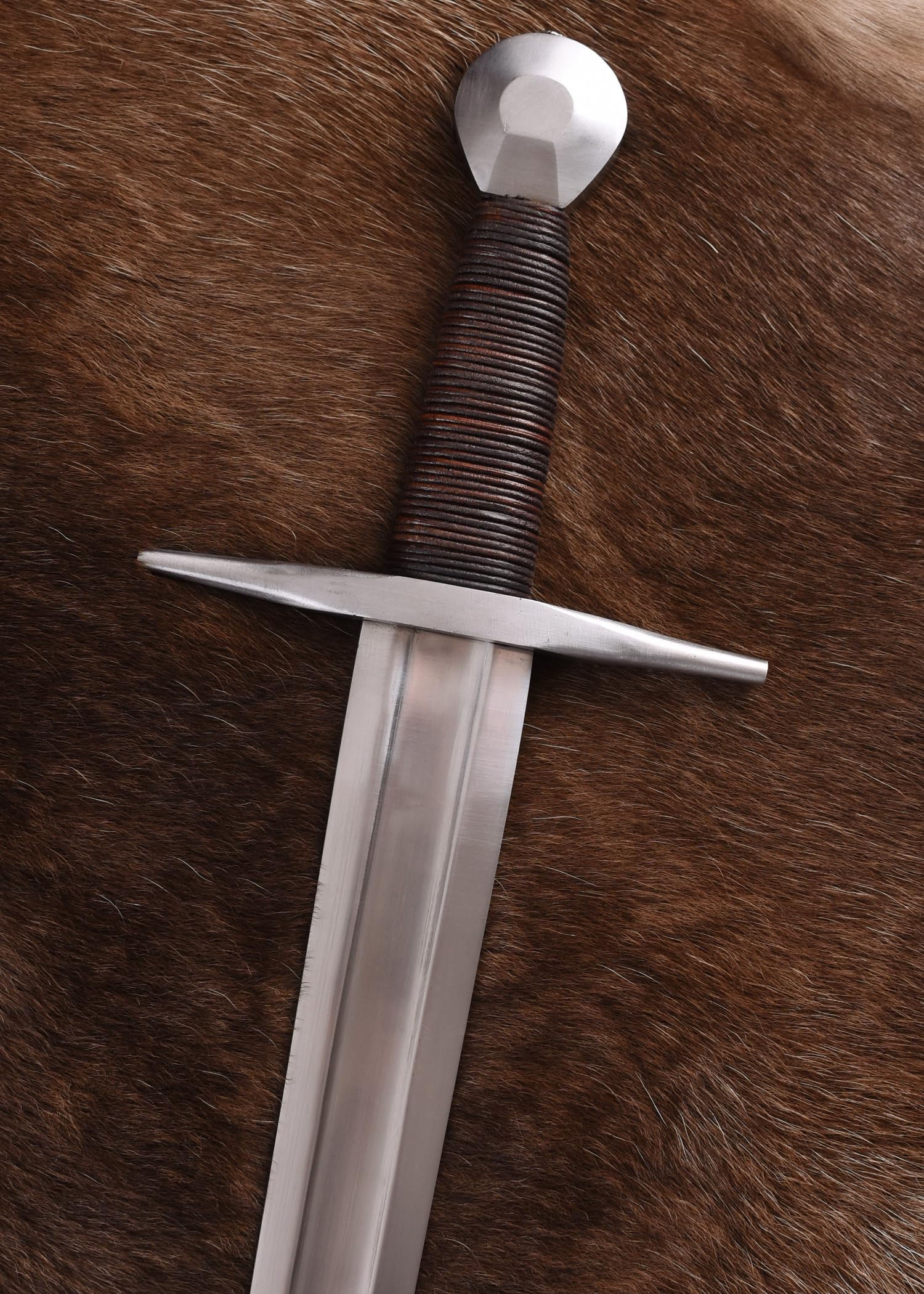 Battle-Merchant Wikingerschwert mit Scheide | Schaukampf Wikinger Schwert aus dem 11 Jahrhundert | Schaukampftaugliches Schwert für Erwachsene aus gehärtetem Stahl
