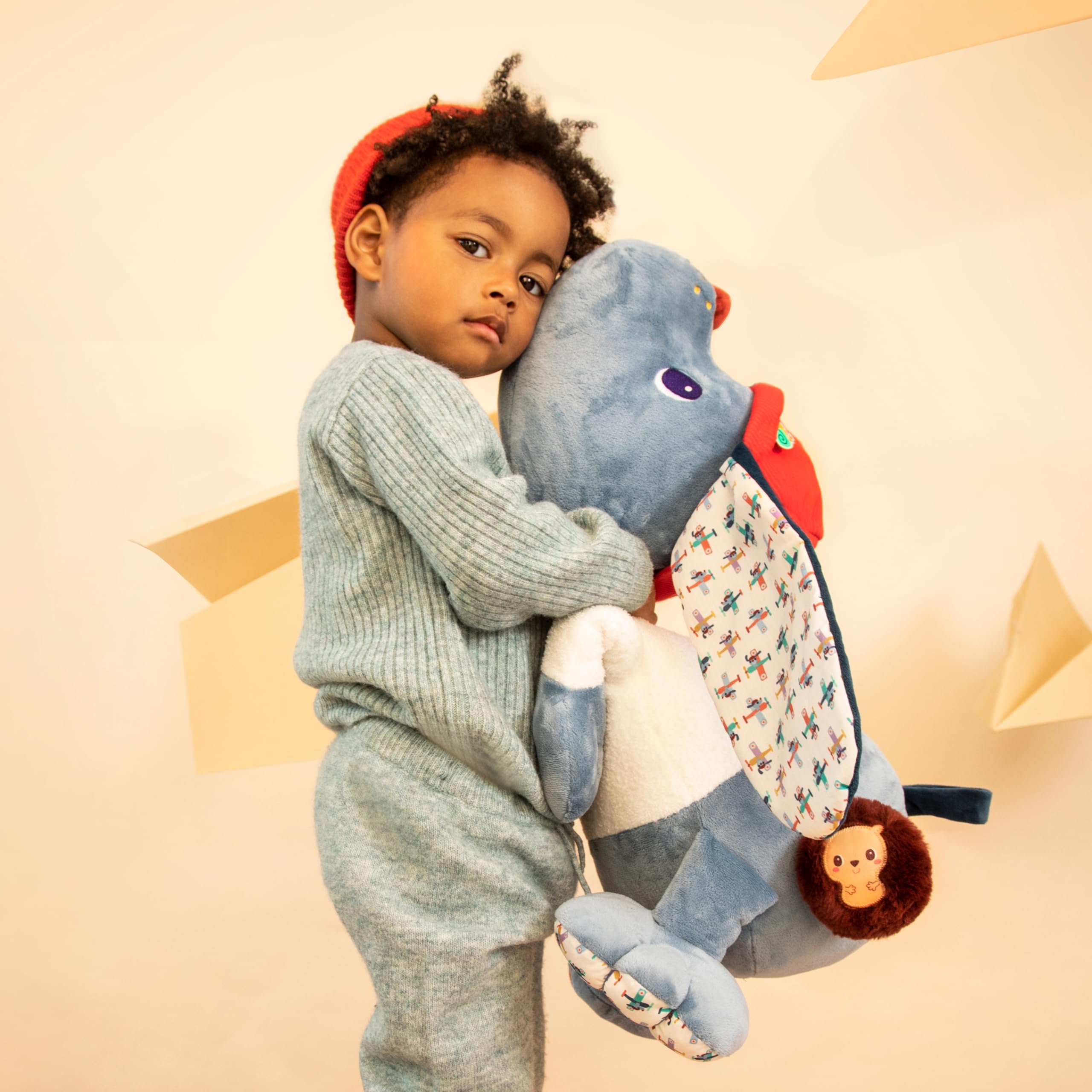 LILLIPUTIENS - Maxi Perro de Peluche de Actividades - Ideal para Decorar la habitación y Jugar - Altura 55cm - Múltiples Sonidos y Actividades - Materiales Suaves - 87cm - A Partir de 6 Meses
