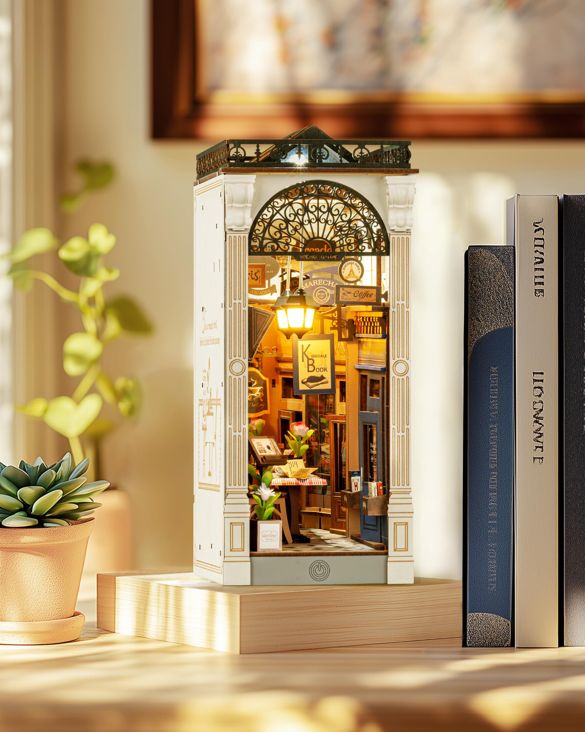 Rolife Book Nook Kit Maison Miniature à Construire DIY Maquette Adulte avec Lumières Décoration de Bibliothèque Livre Salon Booknook Puzzle Arcade Dating 3D Bois Serre-Livres Diorama