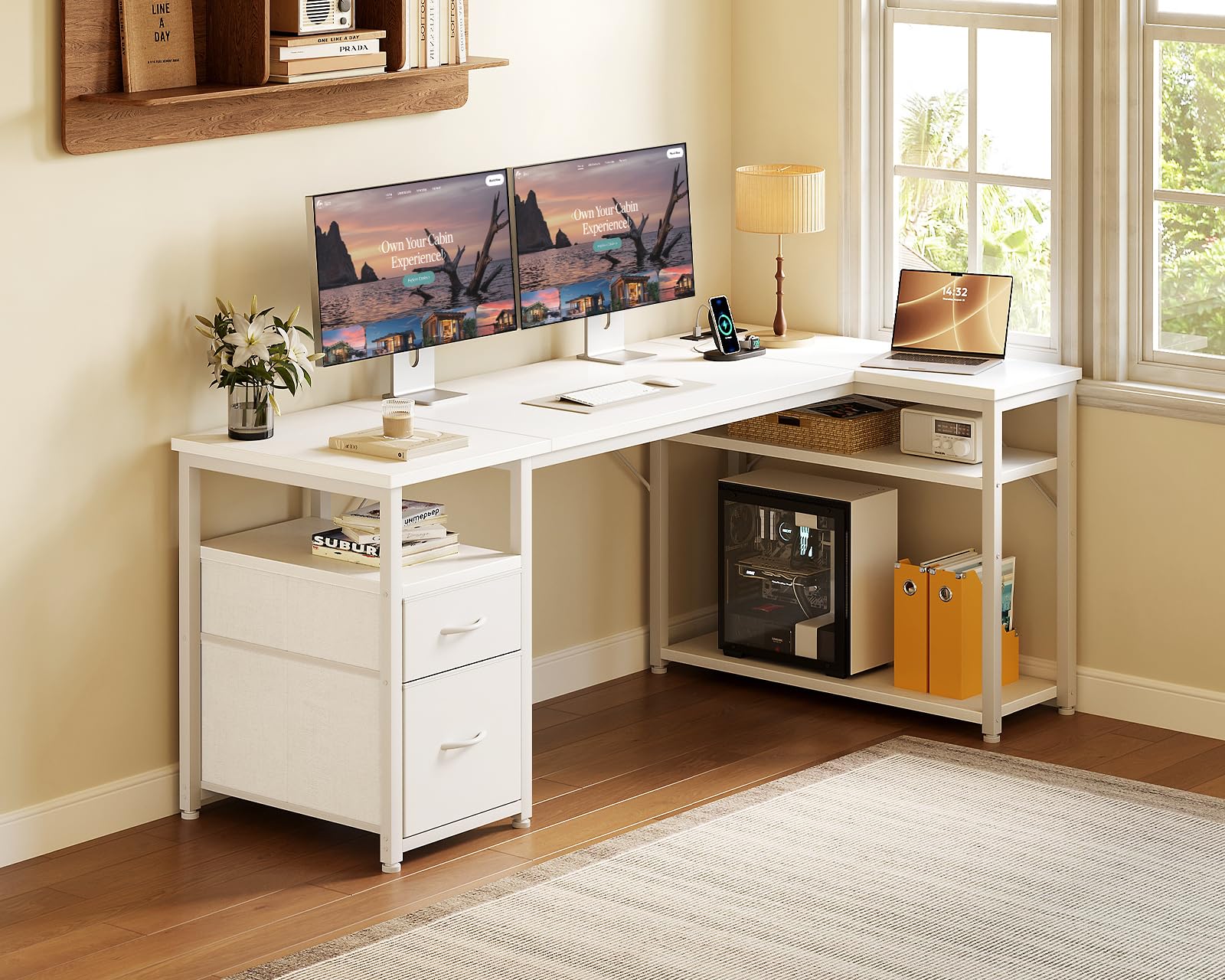 Coleshome Schreibtisch mit 2 Schubladen und Regal, 140×80 cm Eckschreibtisch mit Stauraum und Steckdose, Umkehrbarer Gaming Tisch für Homeoffice & Familienecke, Weiß