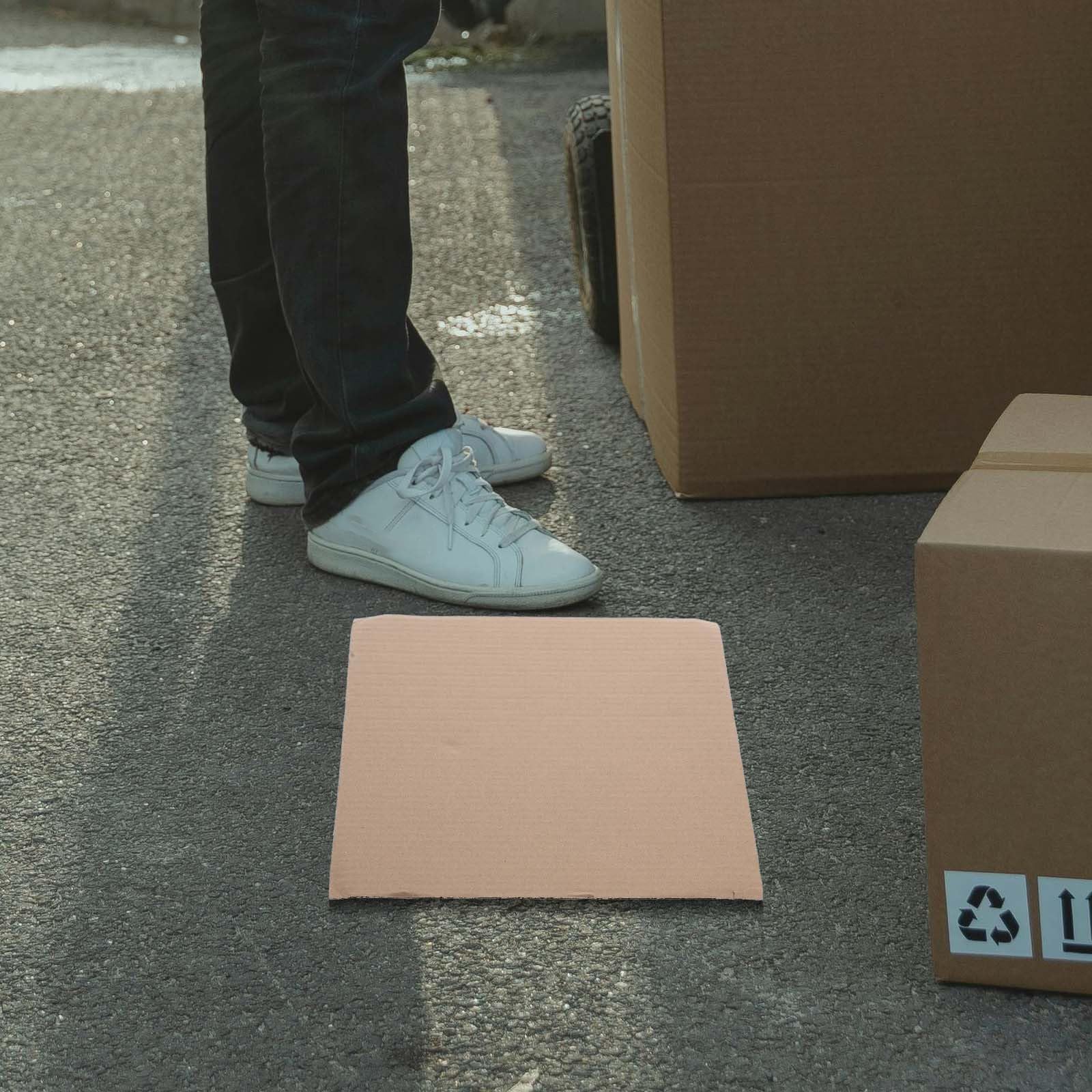 Uonlytech 50 Pièces Séparateurs de Boîte en Papier Cartonné pour Emballage, Feuilles de Carton Ondulé Épaisses, Installation Facile, Utilisation Polyvalente pour Colis et Protection
