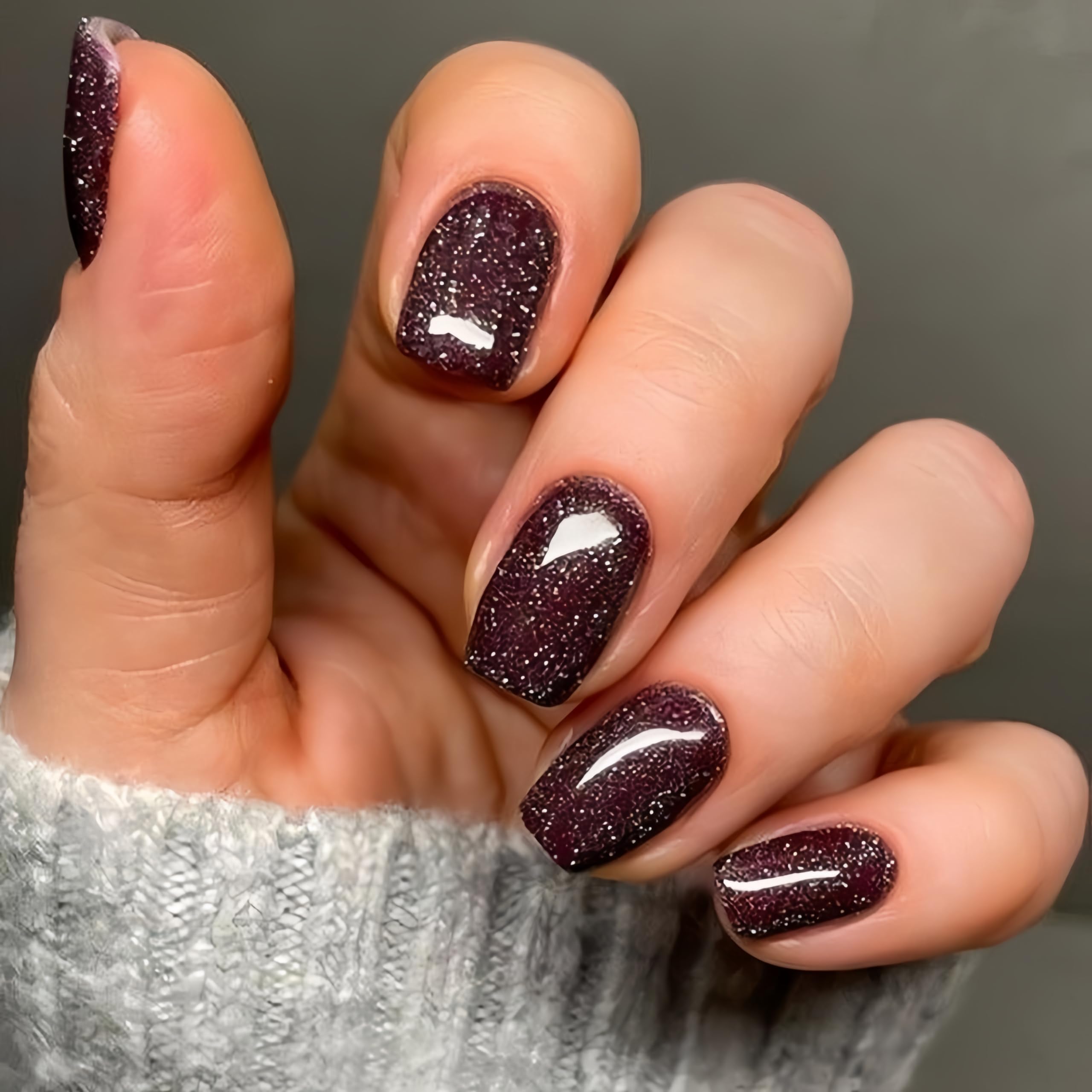 SXVME Cat Eye Soft Gel Press on Nails Short Coffin Shape, 30 Pcs Dark Brown Cat Eye False Nails Short Square