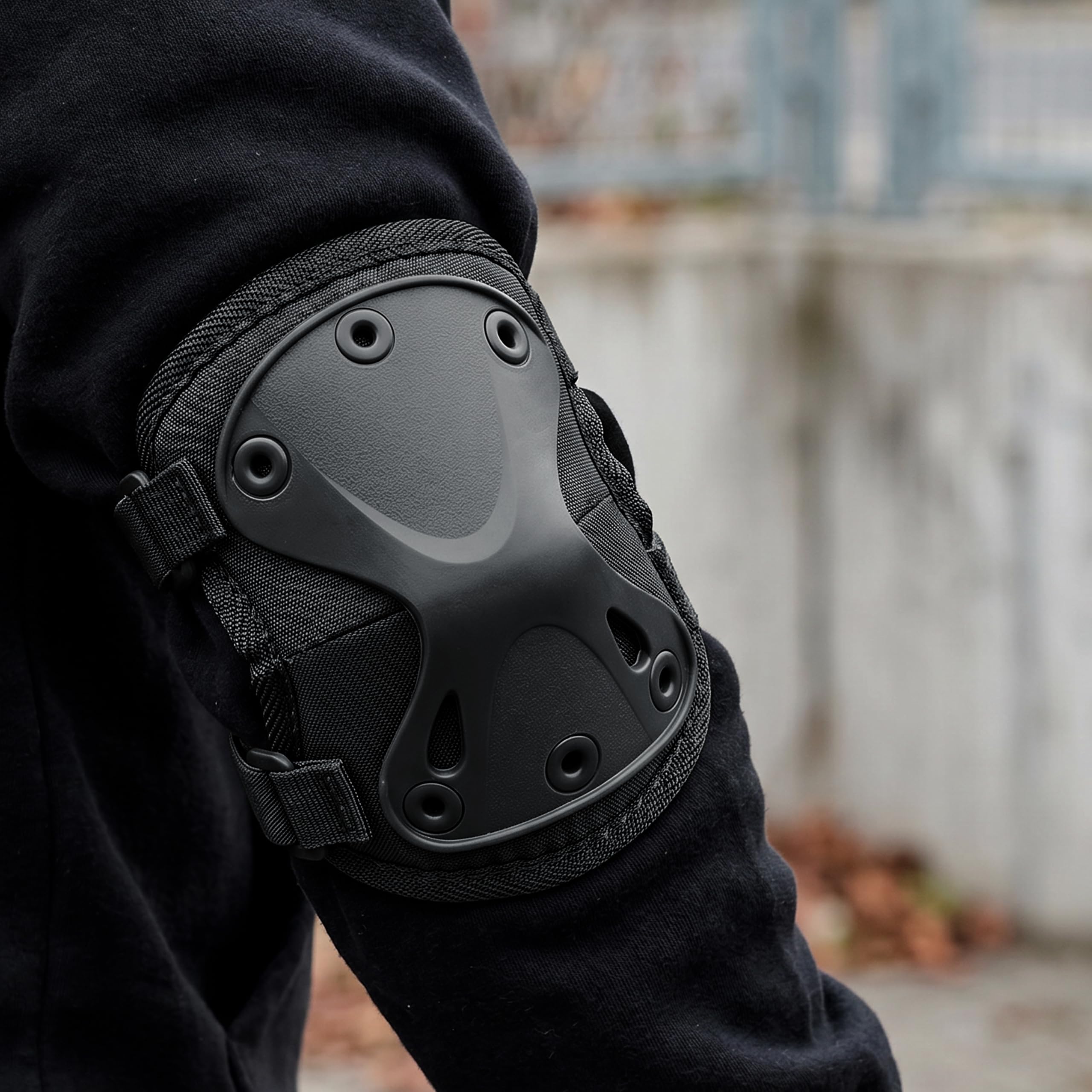 Mil-Tec Unisex - Gomitiere per Adulti 16232302 Nero, Taglia Unica