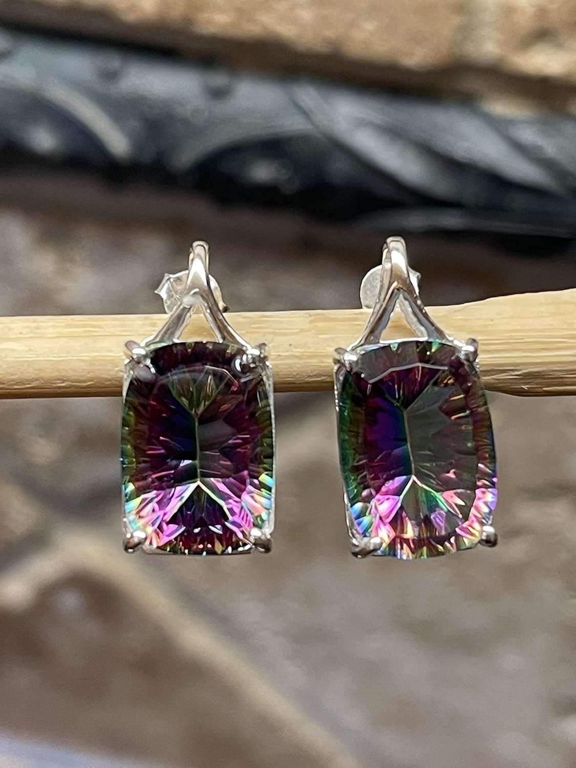 Gorgeous 10ct Mystic Topaz 925 Solid Sterling Silver Earrings 20mm - Image 3