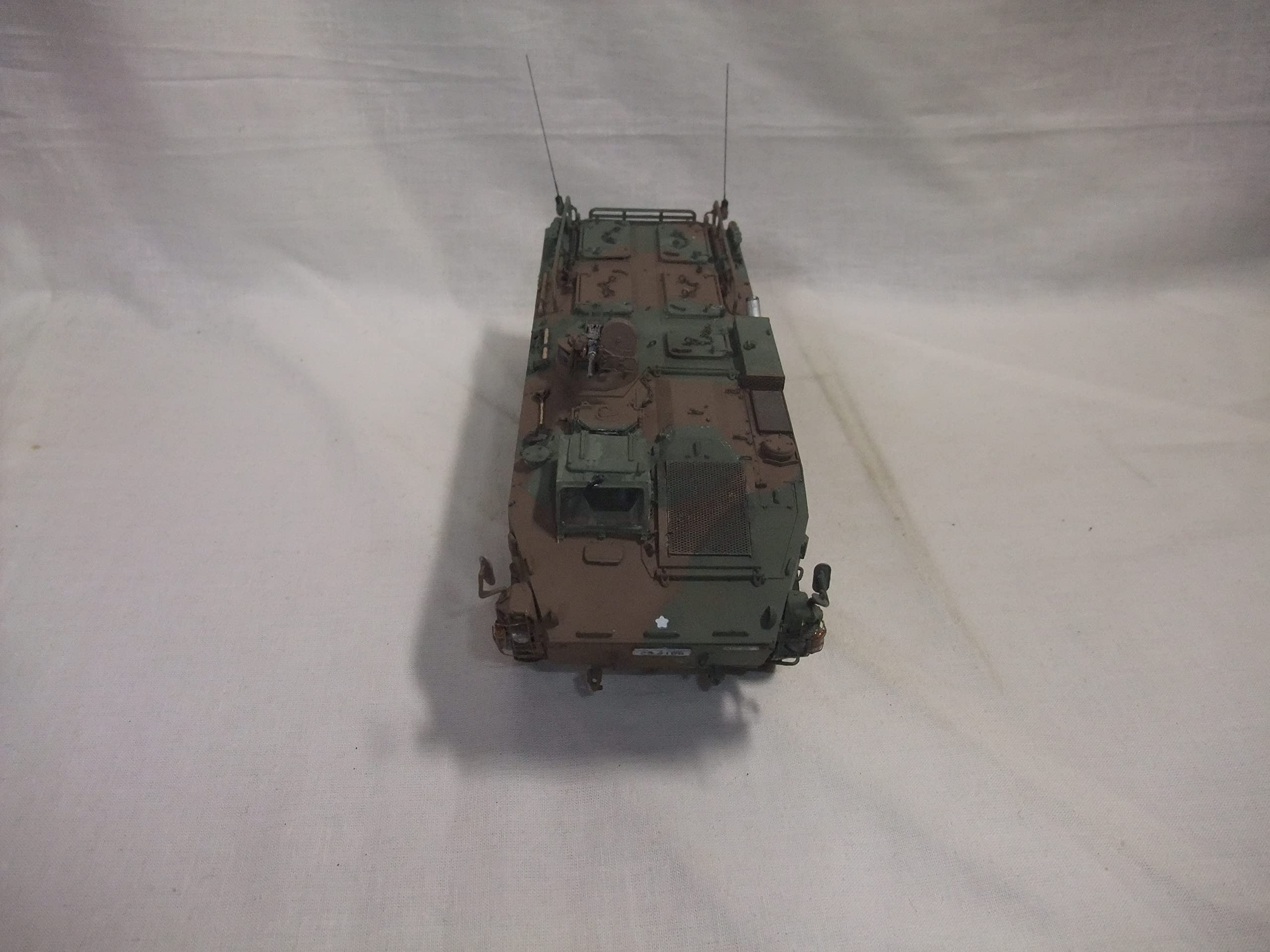 Amazon | 完成品 陸上自衛隊９６式装輪装甲車Ｂ型 ３５分の１サイズ