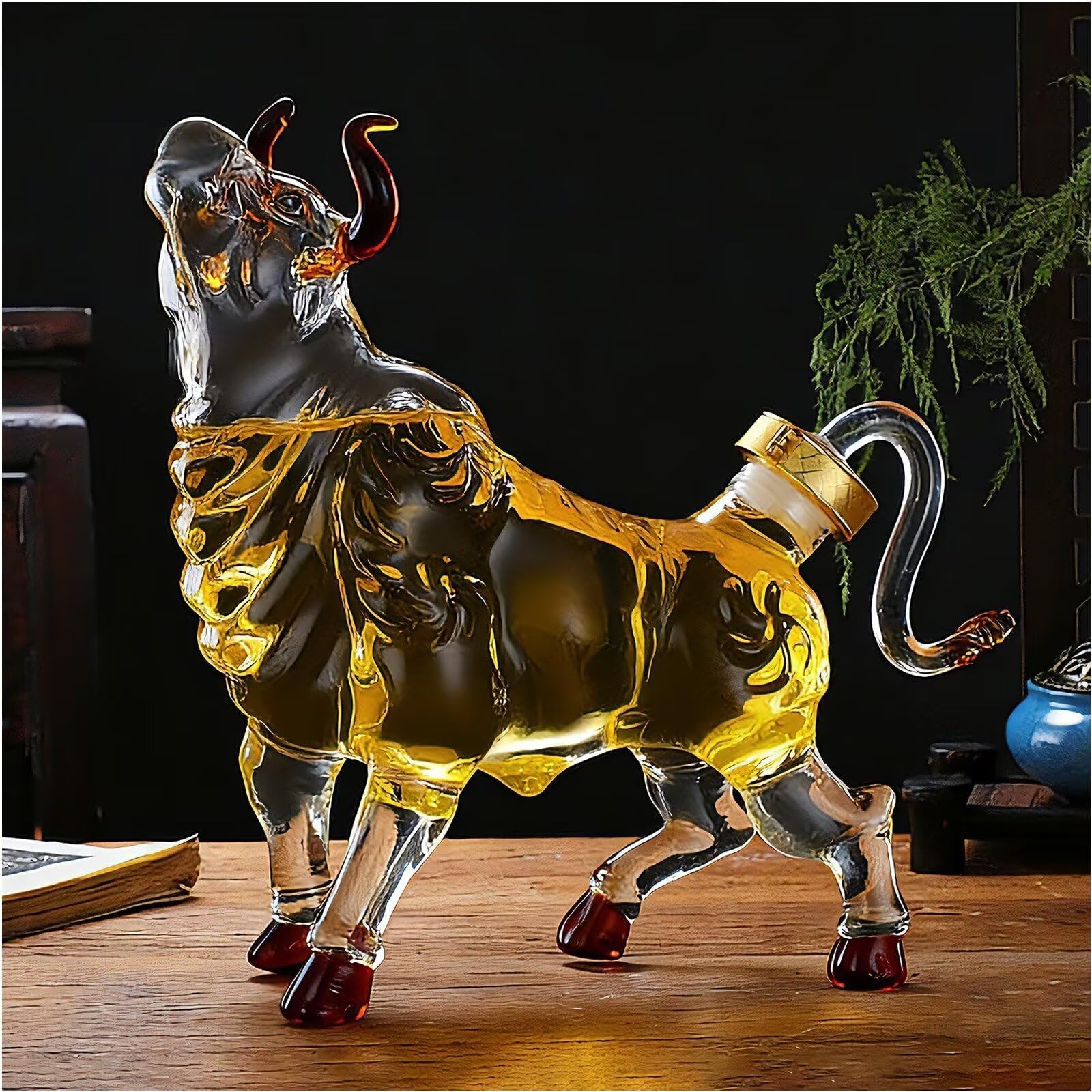 VHcgCGJ Animal-shaped decanter, 300ML Whiskey Decanter Wine Bottles Art Statue Figurine - 3D Bull Shaped Whisky Bottle(1000ml)