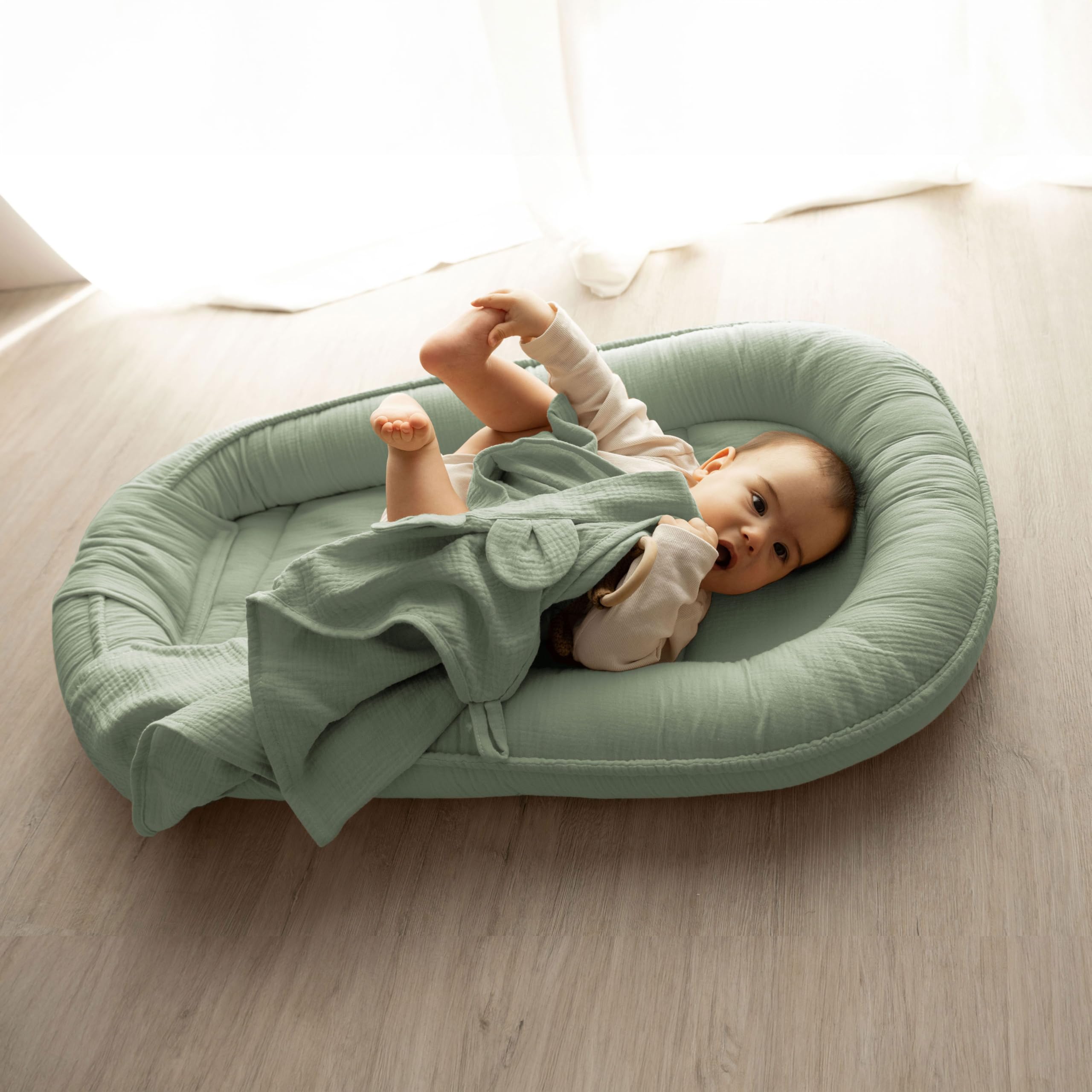 PaLulli® 2-in-1 babynest met babydeken van 100% mousseline katoen