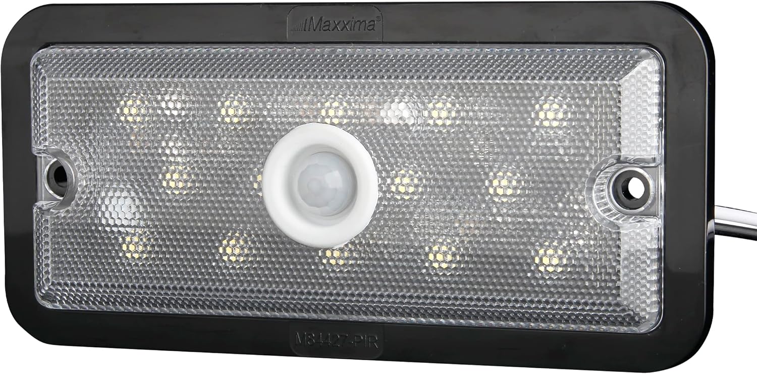 Maxxima 3" X 6" Rectangular Dome Light 530 Lumens - PIR Sensor
