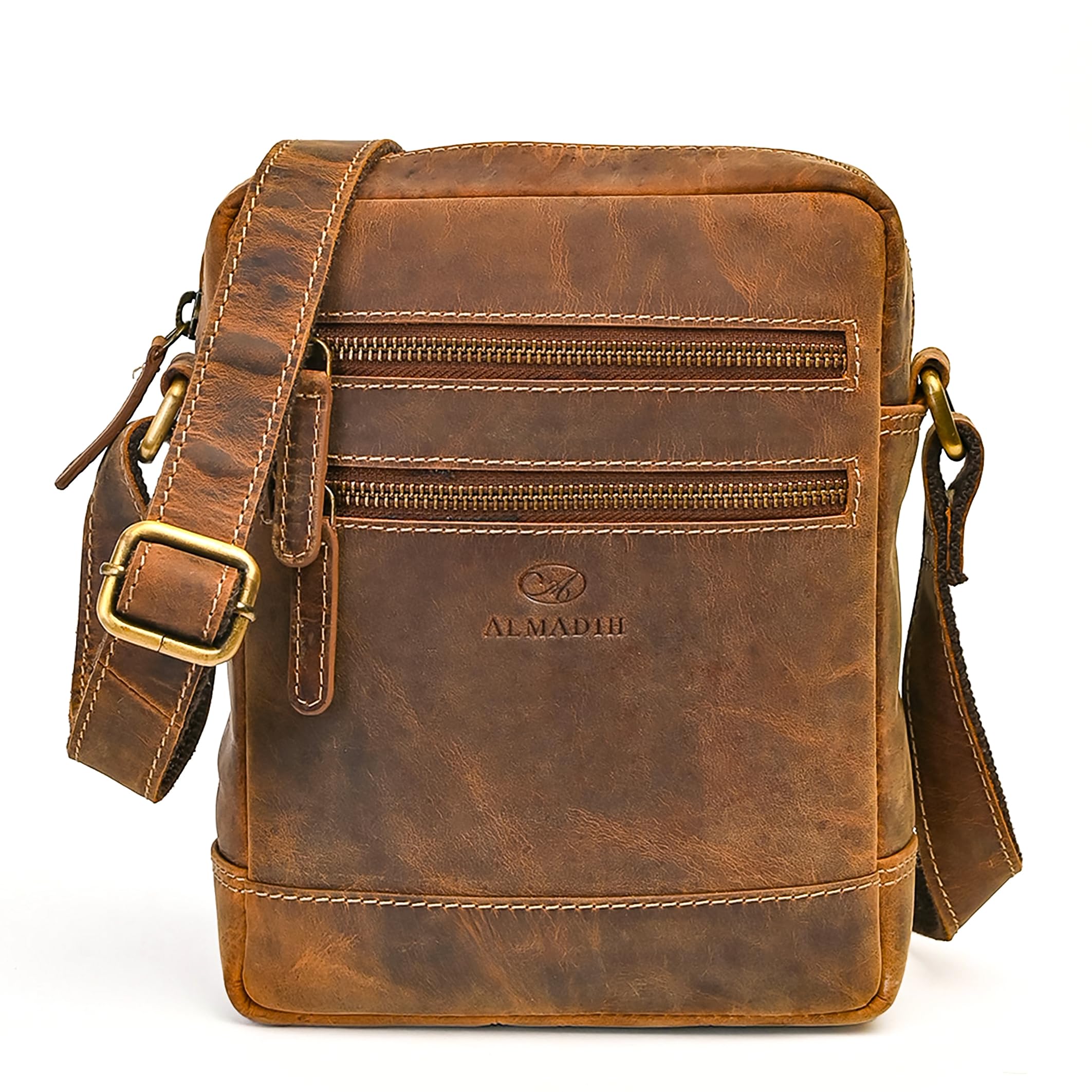 ALMADIH kleine Leder Umhängetasche Herren 9.7 Zoll iPad – LEON braun - Kompakte Ledertasche für Reisen & Alltag Messenger Schultertasche Freizeittasche Tablet Herrentasche Damen