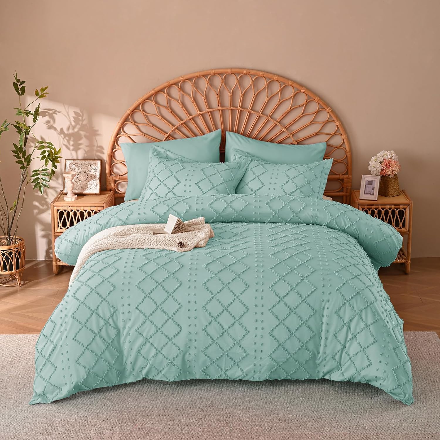 Manyshofu 5Pcs Boho Queen Duvet Cover Set - Tufted Sage Green Duvet Cover Pattern, Shabby Chic Boho Bedding Set Textured Comforter Covers with Embroidery Pillow Shams