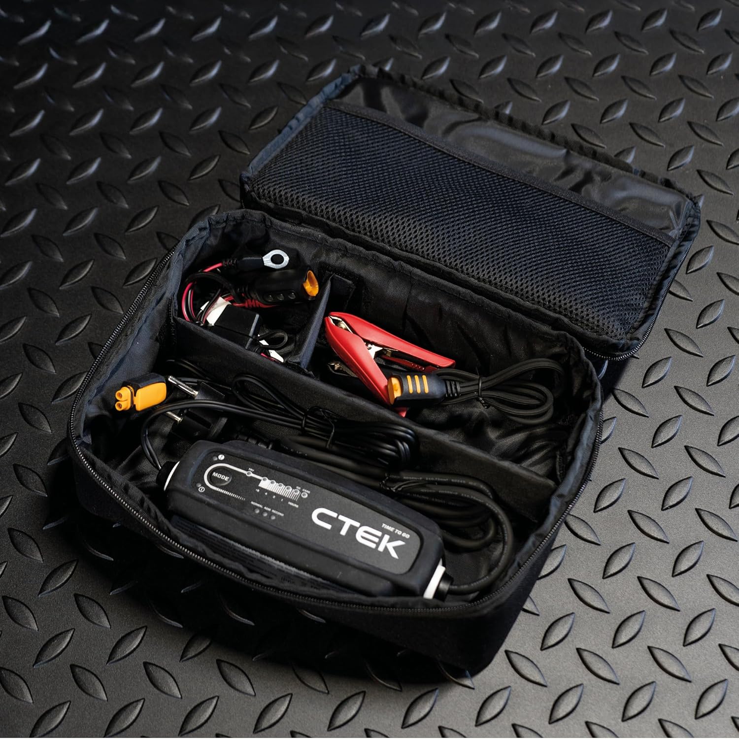 CT5 TIME to GO Battery Charger KIT