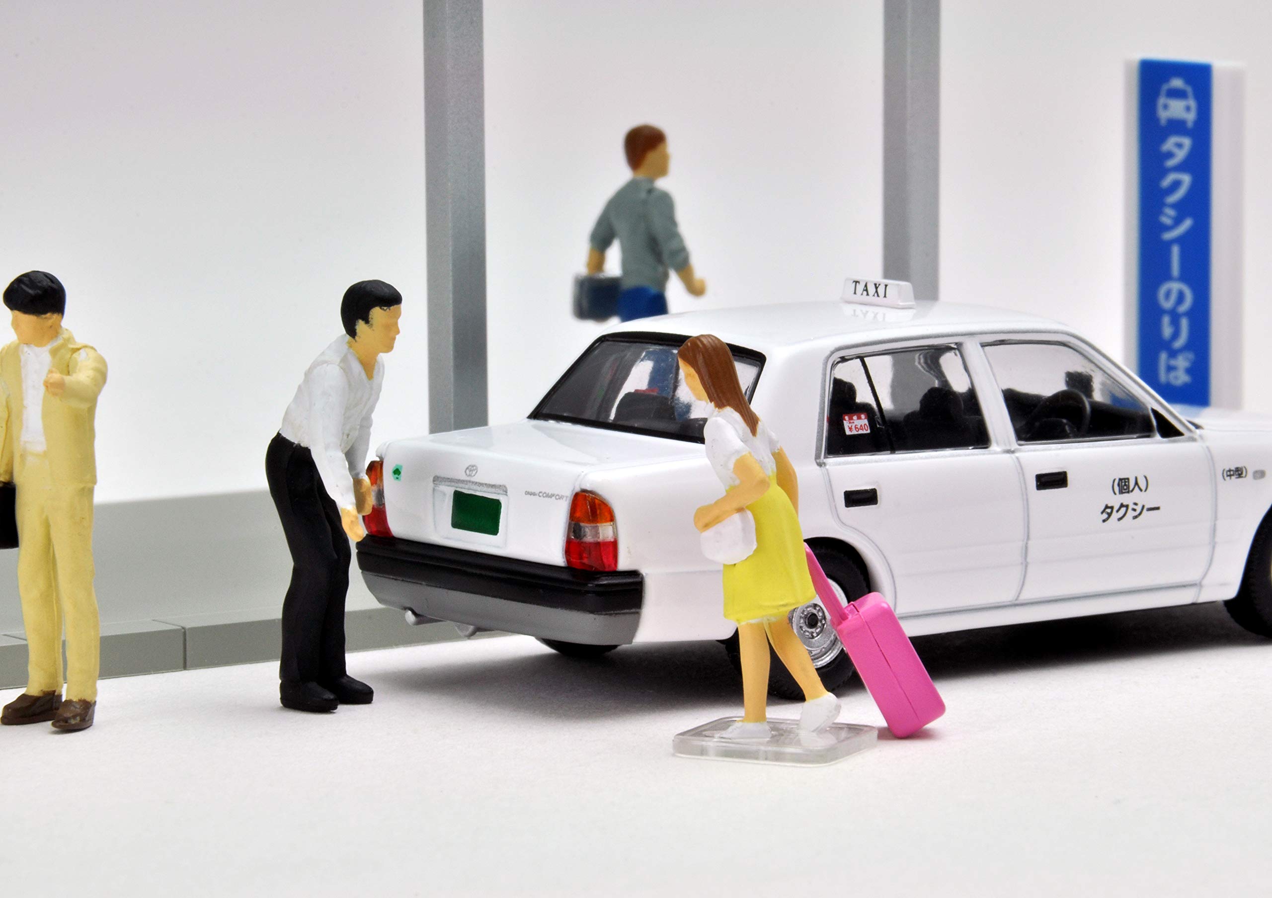 TACCAR タクシーのりば　6台セット　1/64 Amazon.co.jp: TACCAR タッカー タルガ 1/64 タクシー倶楽部